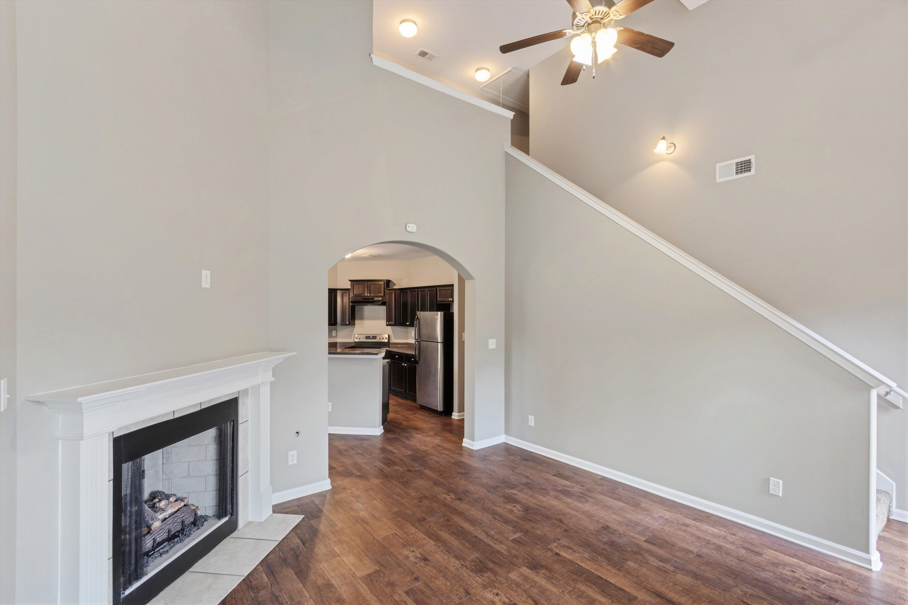 4043 Bedford Cv Property Photo 5