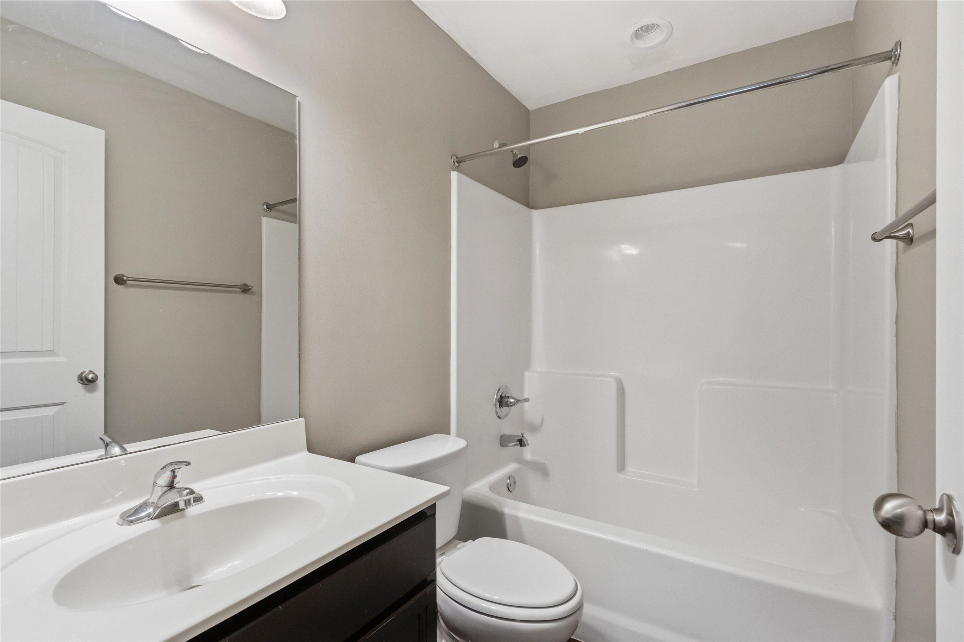 4043 Bedford Cv Property Photo 22