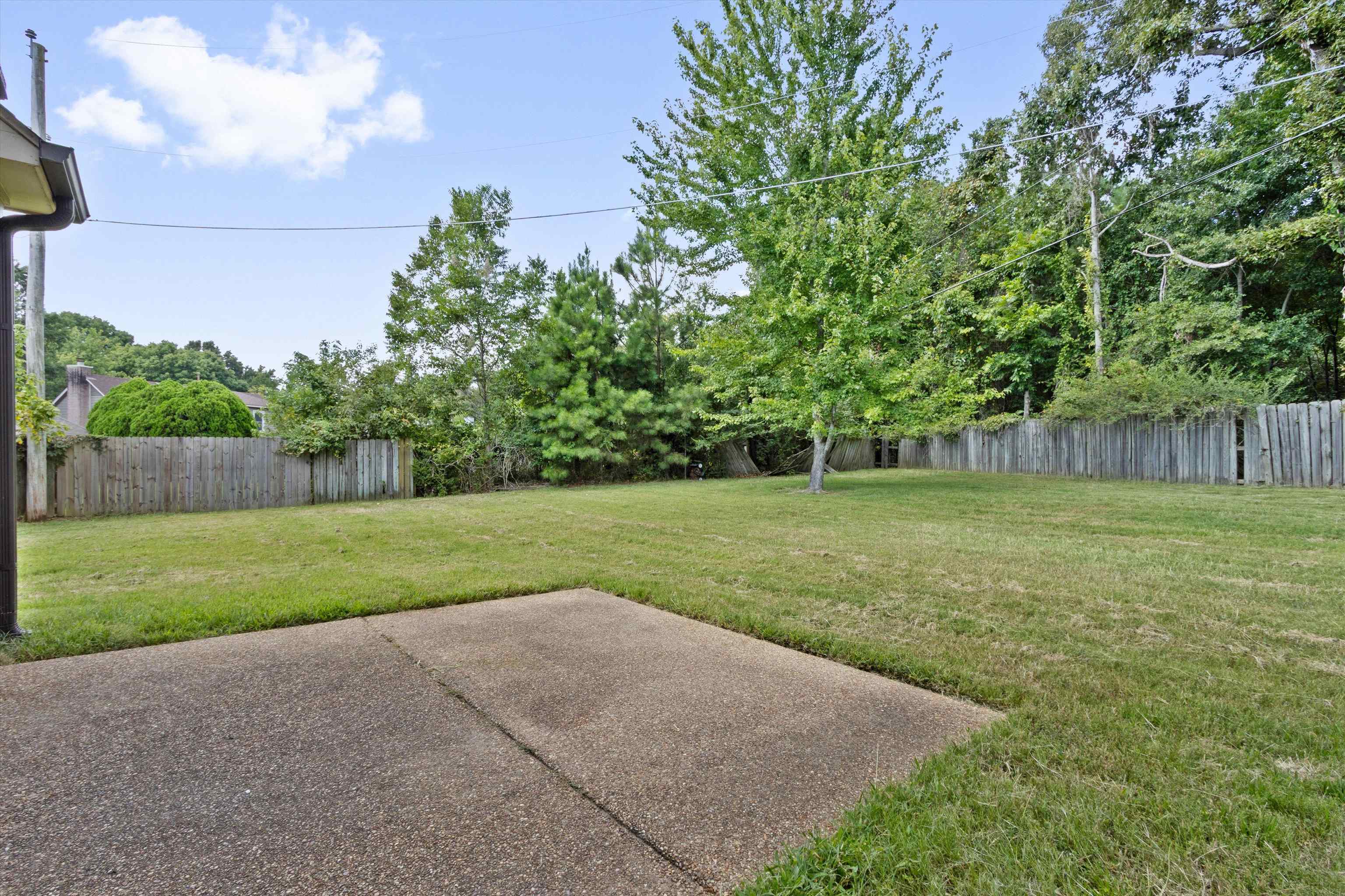 4043 Bedford Cv Property Photo 24