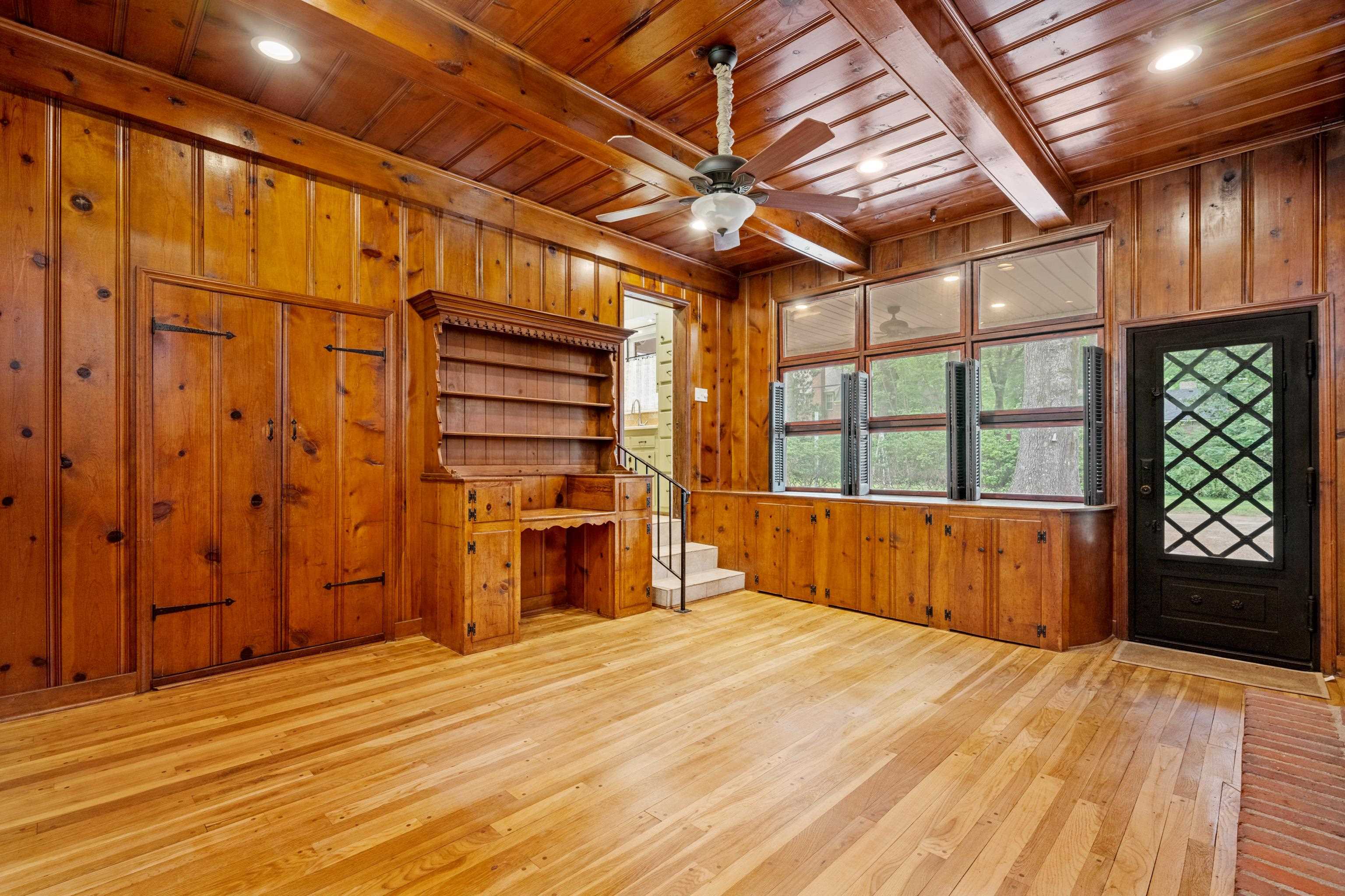 4898 Cole Rd Property Photo 15