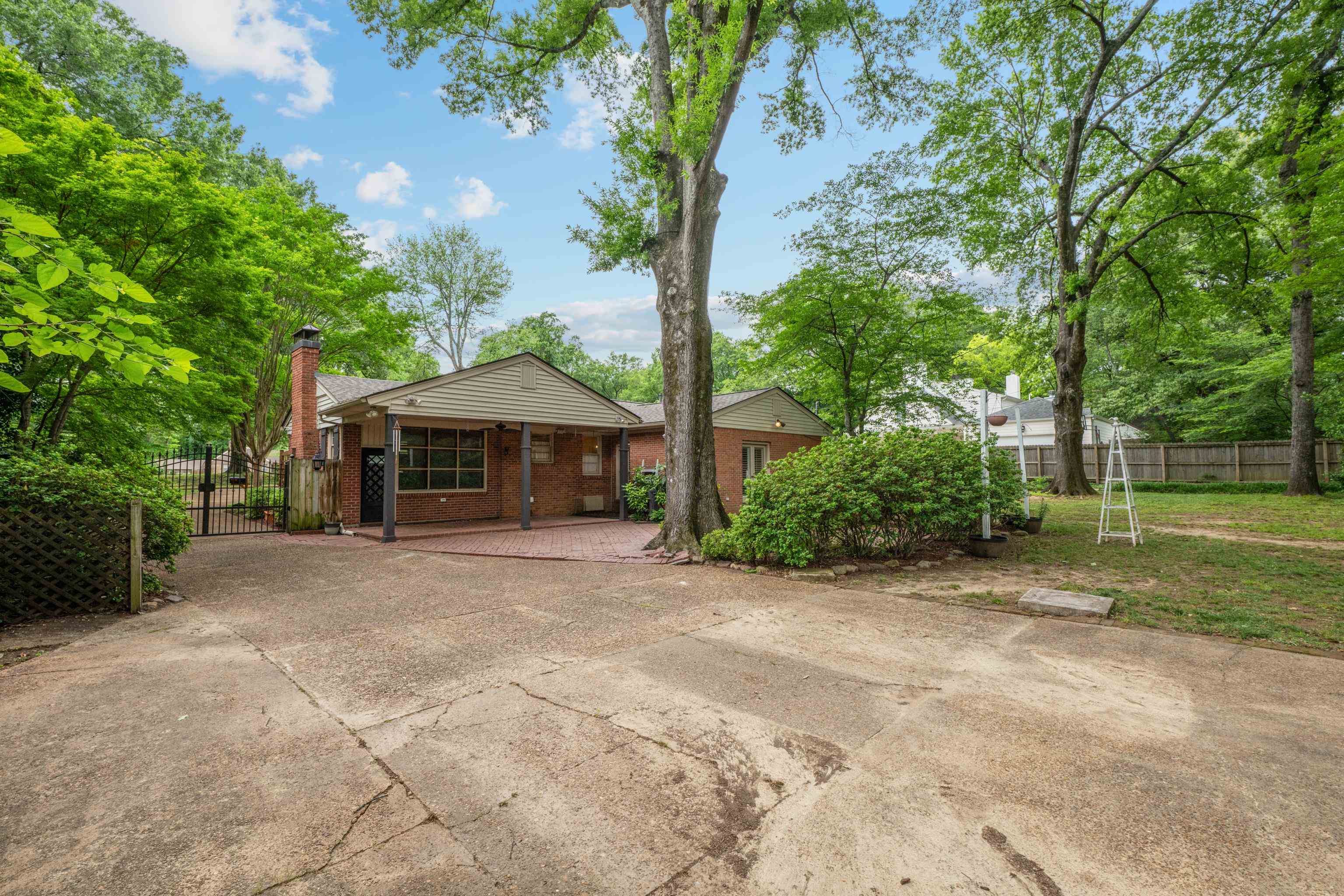 4898 Cole Rd Property Photo 33