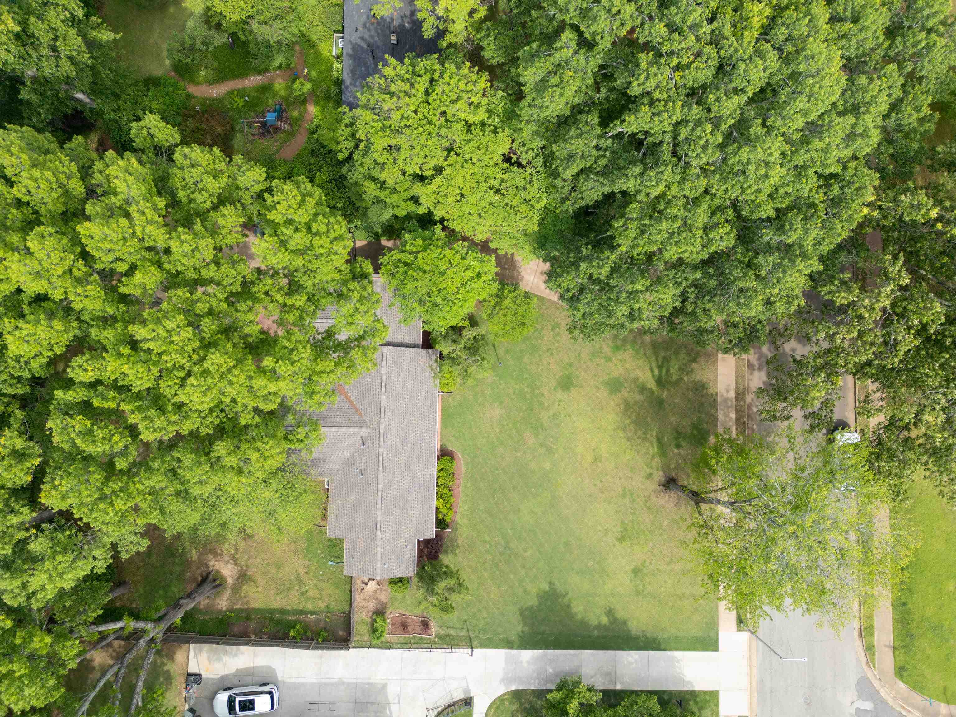 4898 Cole Rd Property Photo 37