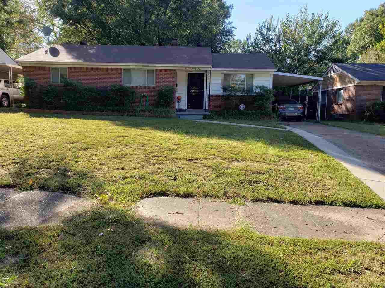 1129 S WHITE STATION RD Property Photo 1