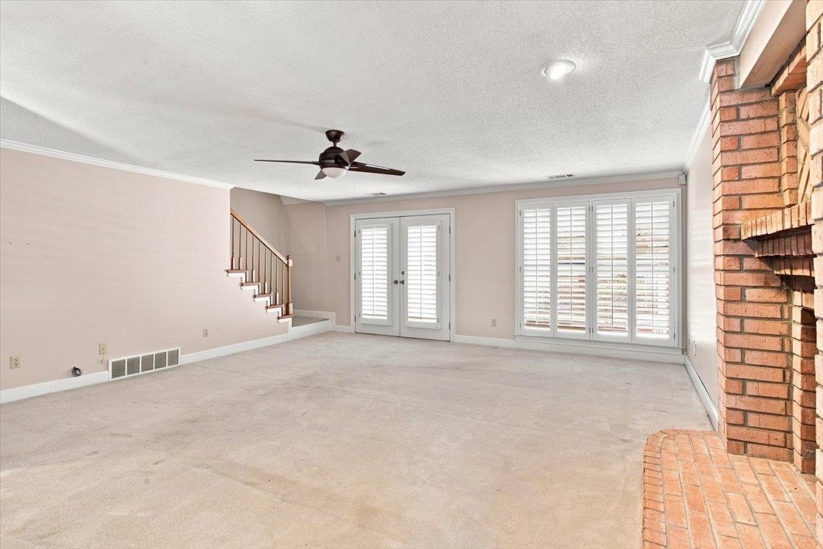 751 Lake Meadow Dr Property Photo 7