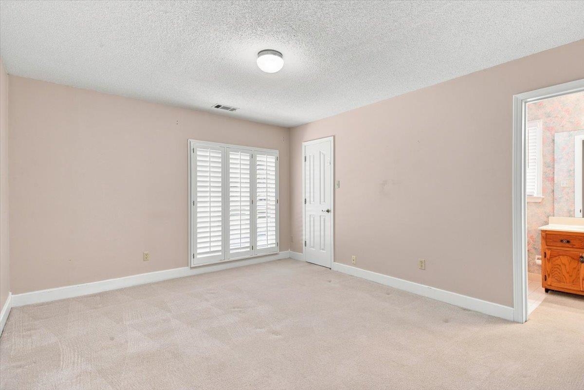 751 Lake Meadow Dr Property Photo 21