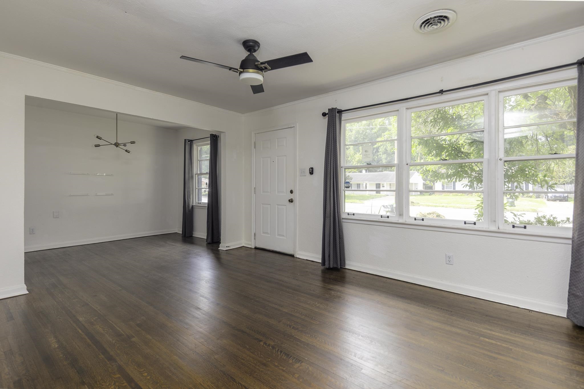 4488 Quince Rd Property Photo 6