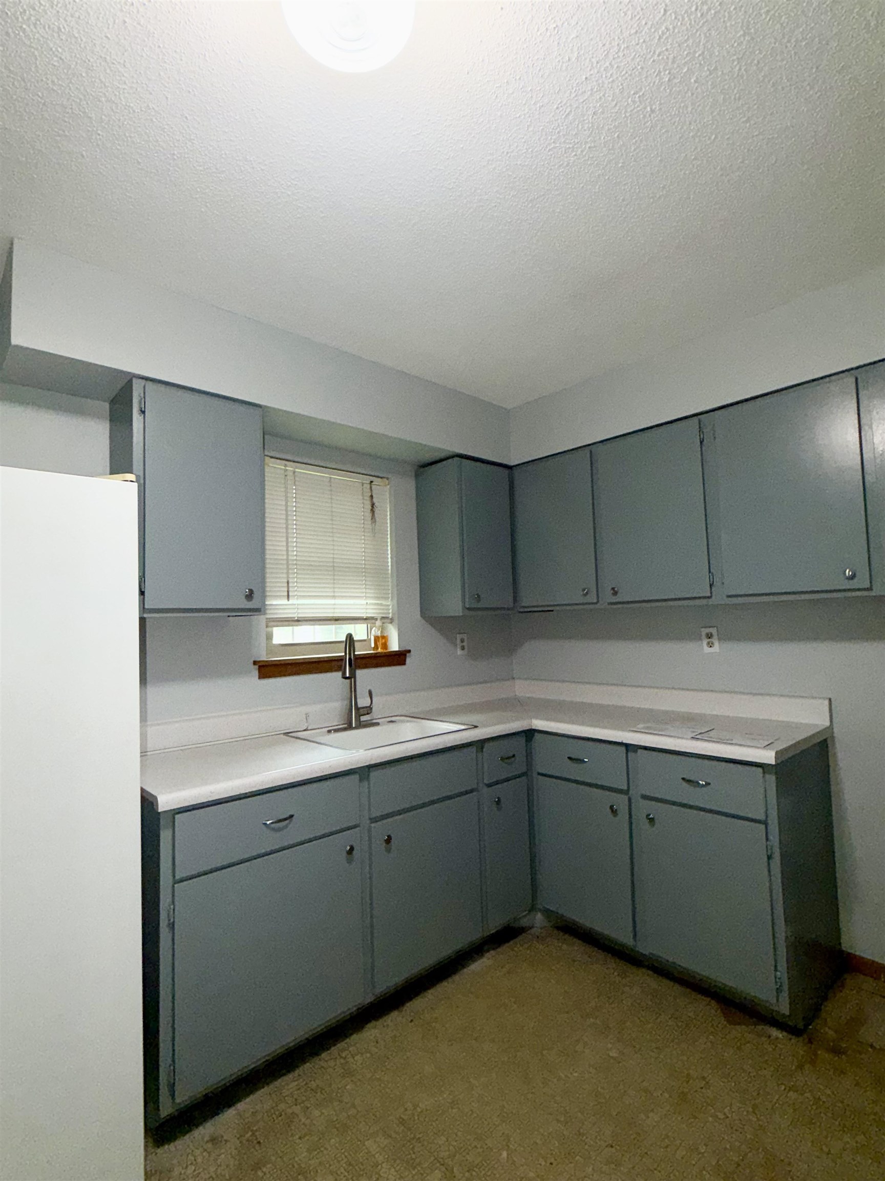 3095 Hoskins Rd Property Photo 3