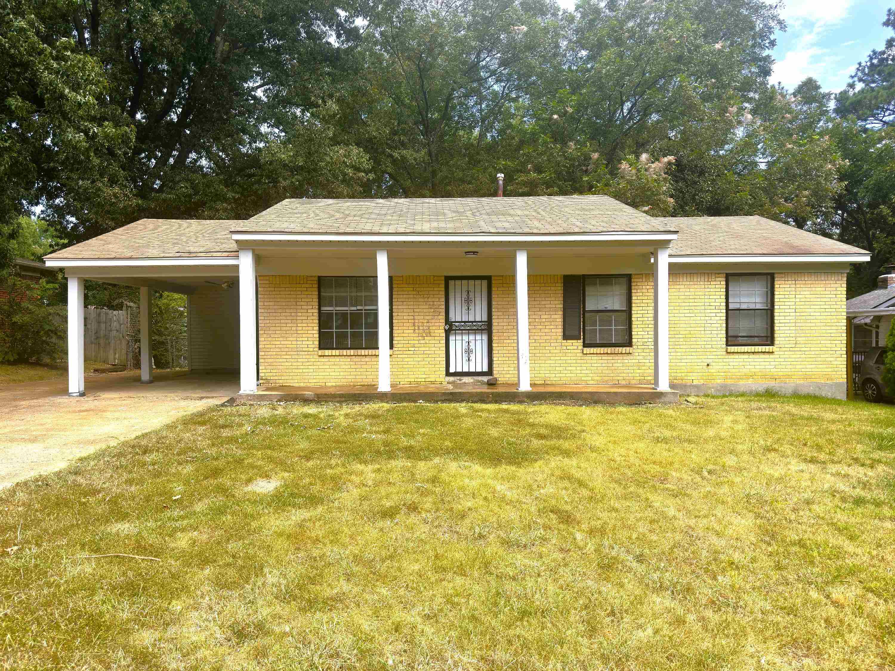 3712 MERRITT ST Property Photo 1