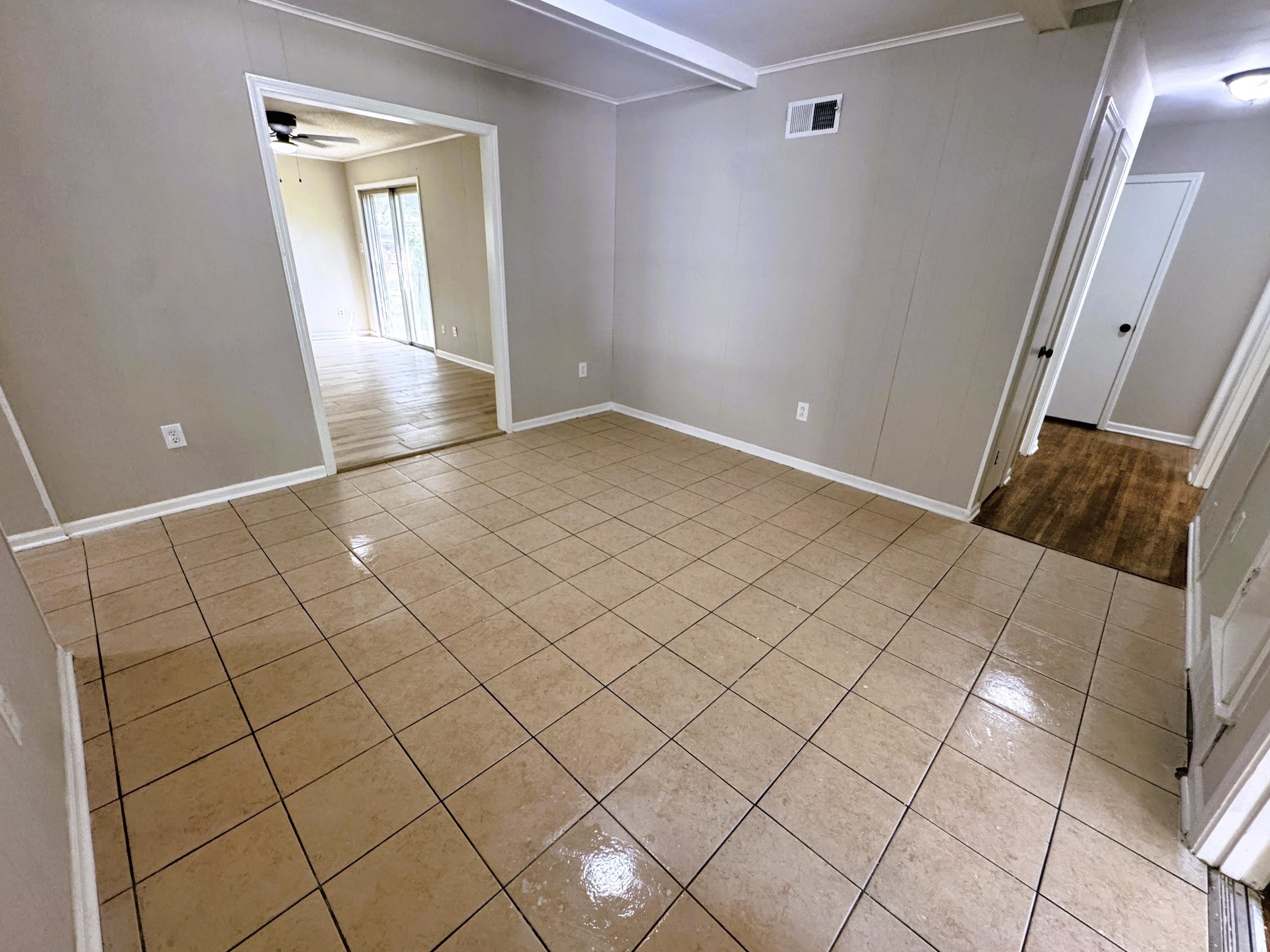 3712 Merritt St Property Photo 4