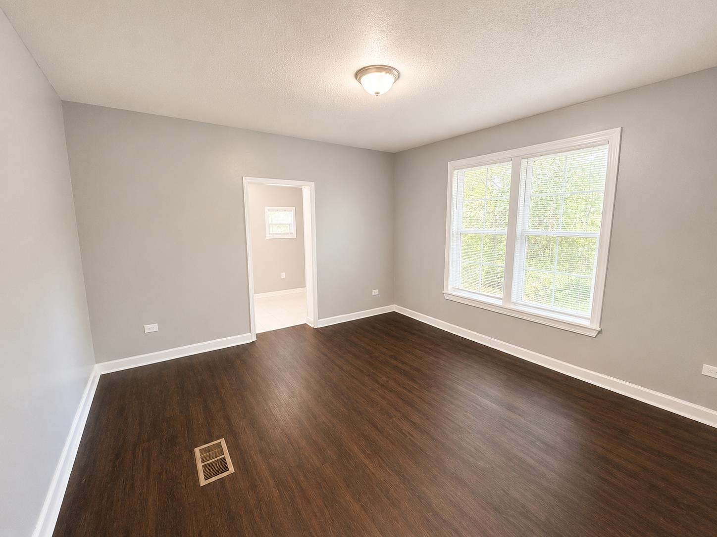 3609 Overton Crossing St Property Photo 3