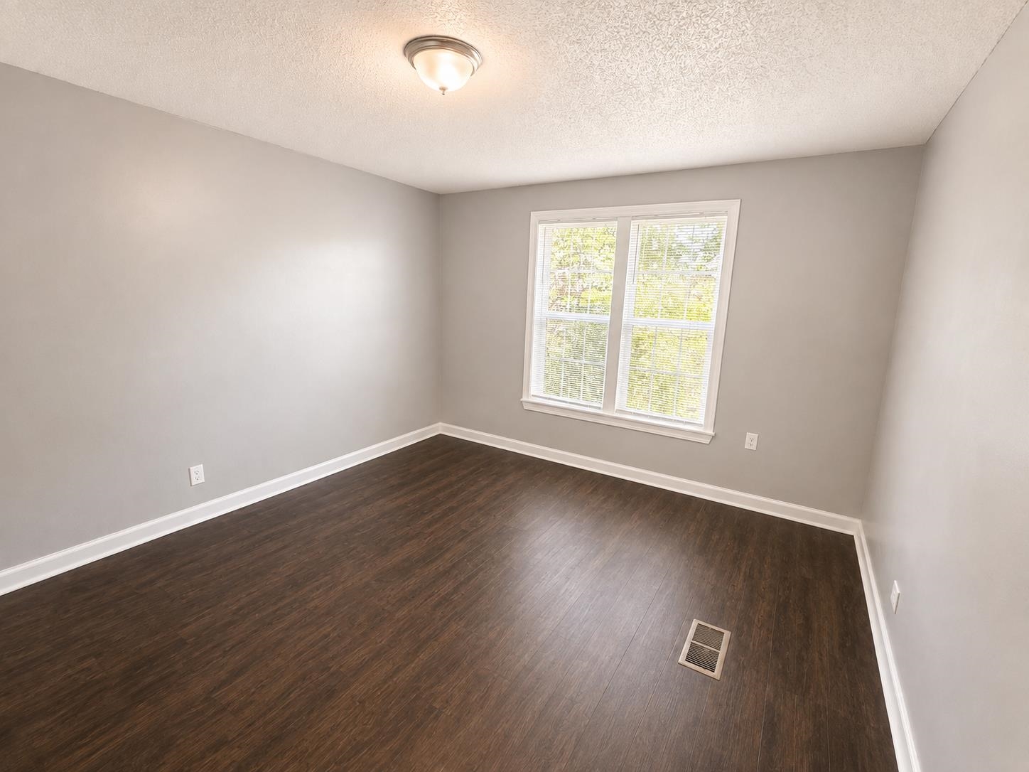 3609 Overton Crossing St Property Photo 7