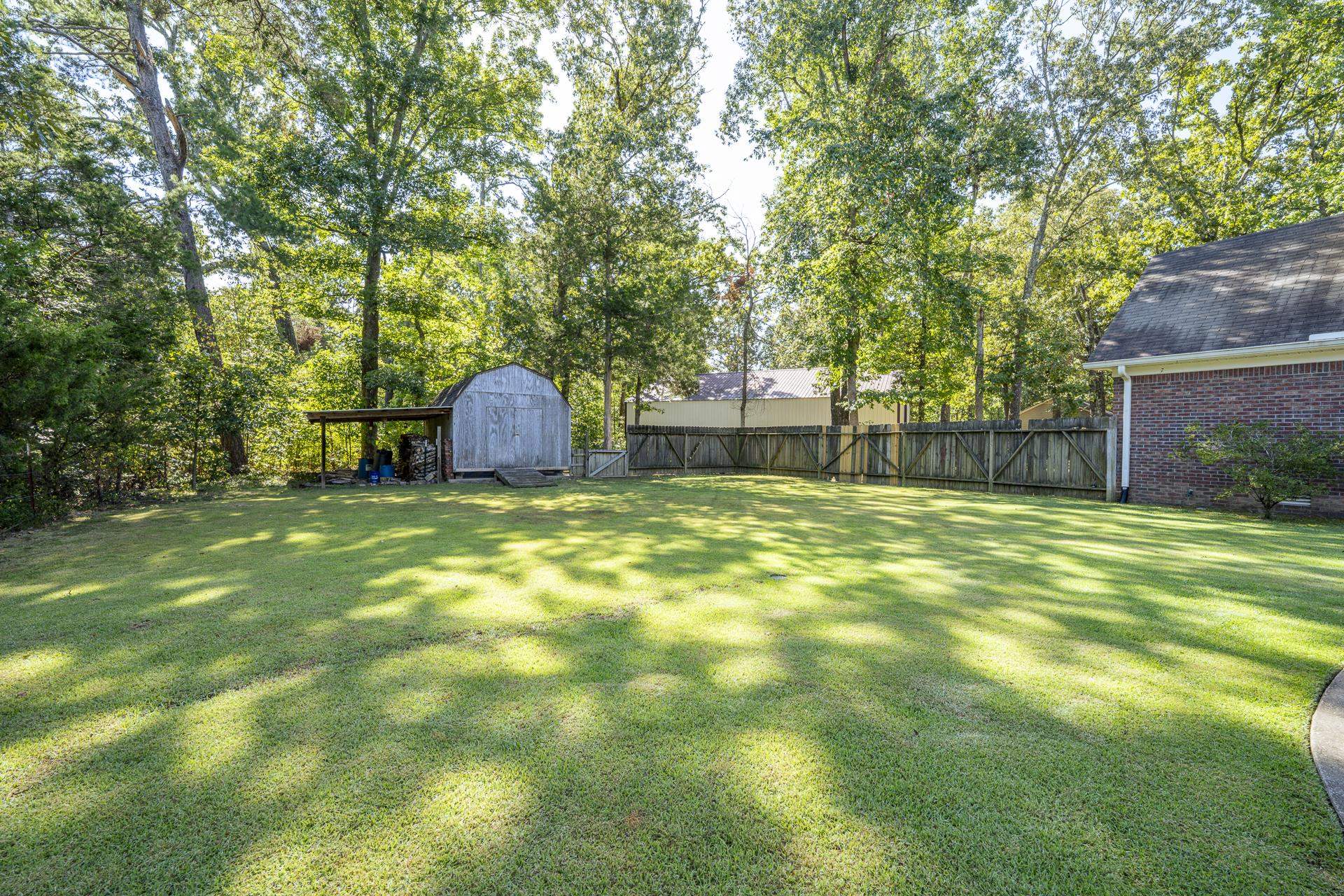 255 Easley Loop Property Photo 5