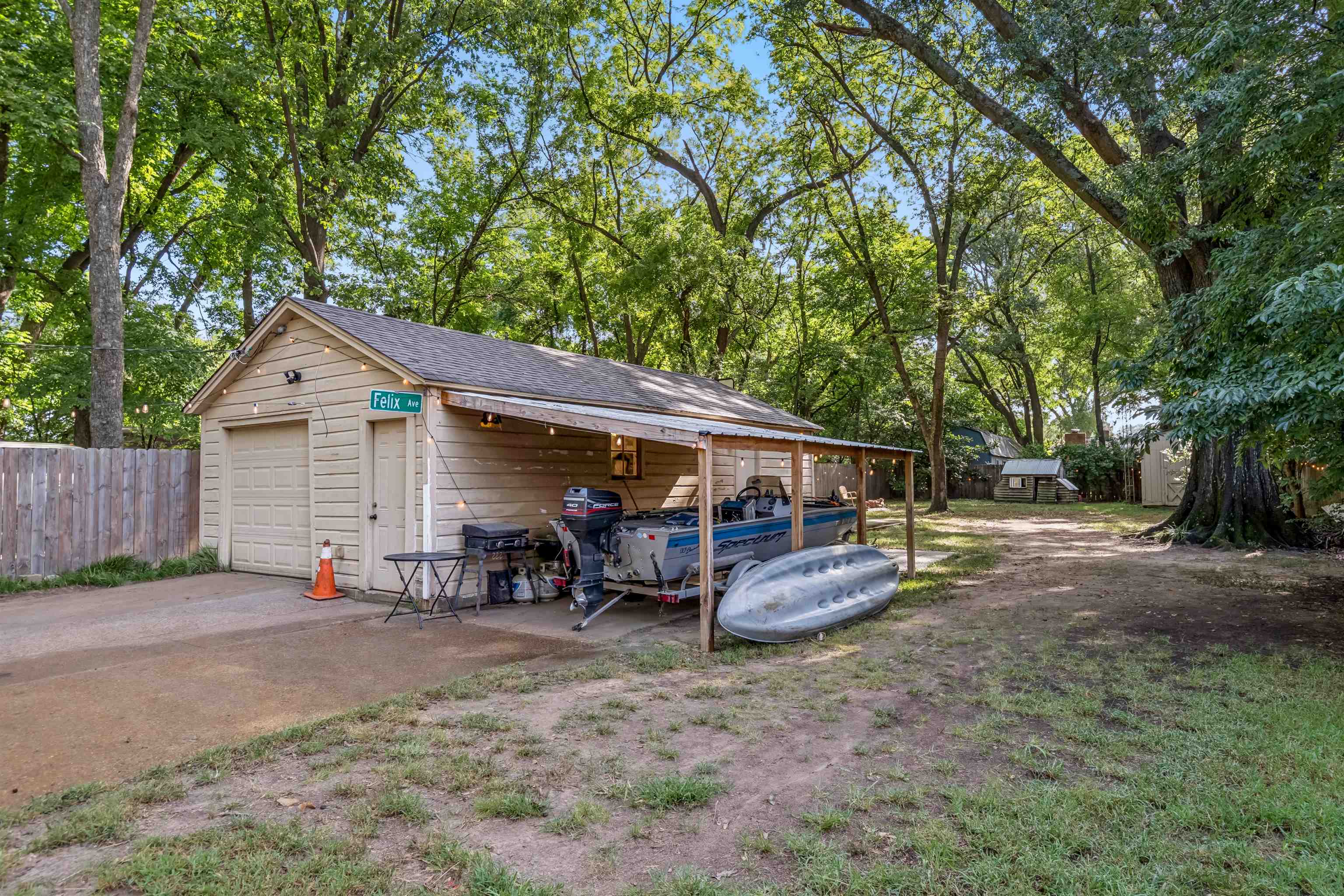 706 N Perkins Rd Property Photo 16