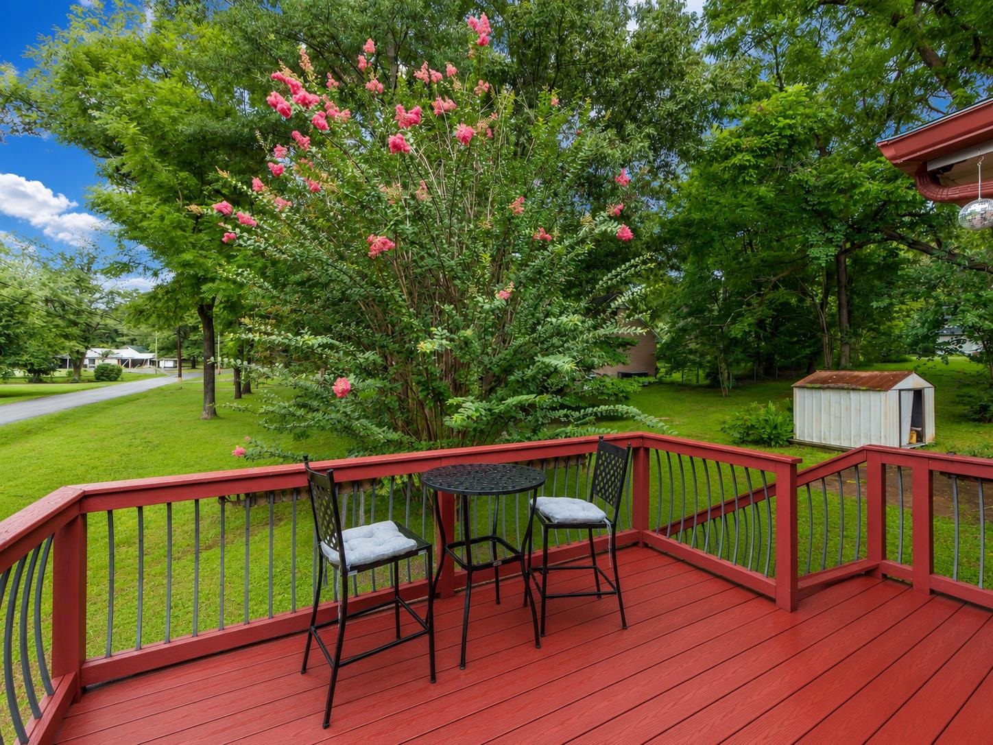 1305 Hollywood Dr Property Photo 39