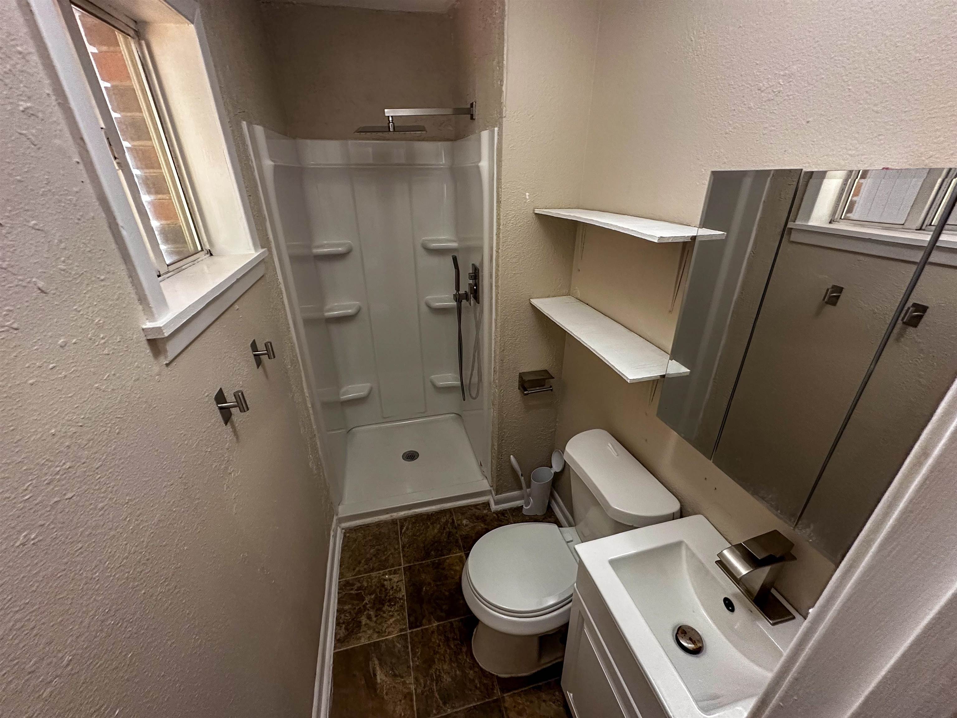257 Anthony St Property Photo 16