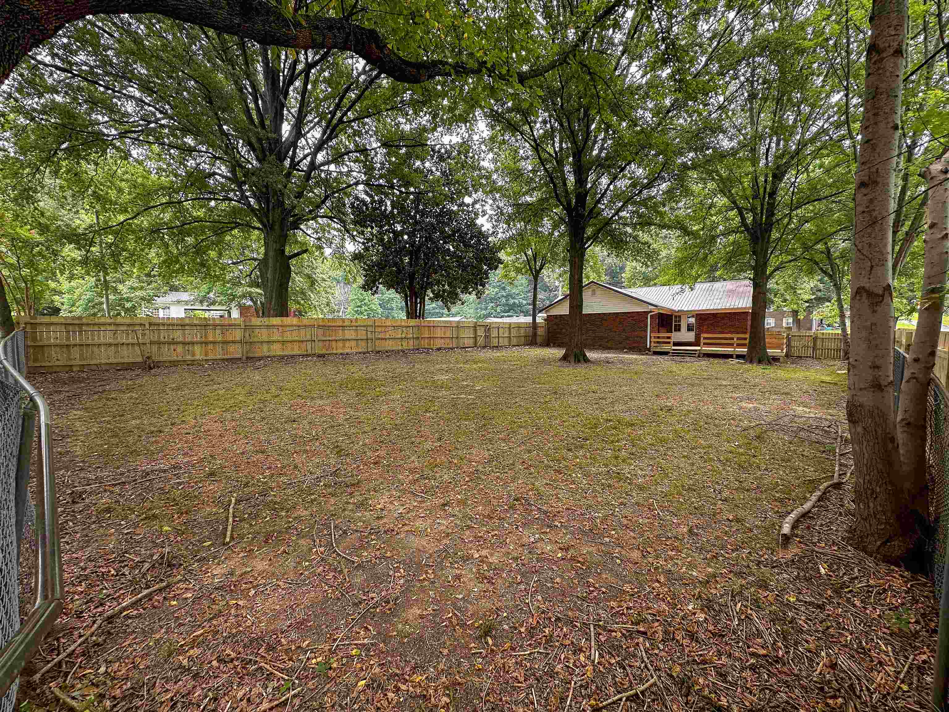 257 Anthony St Property Photo 25