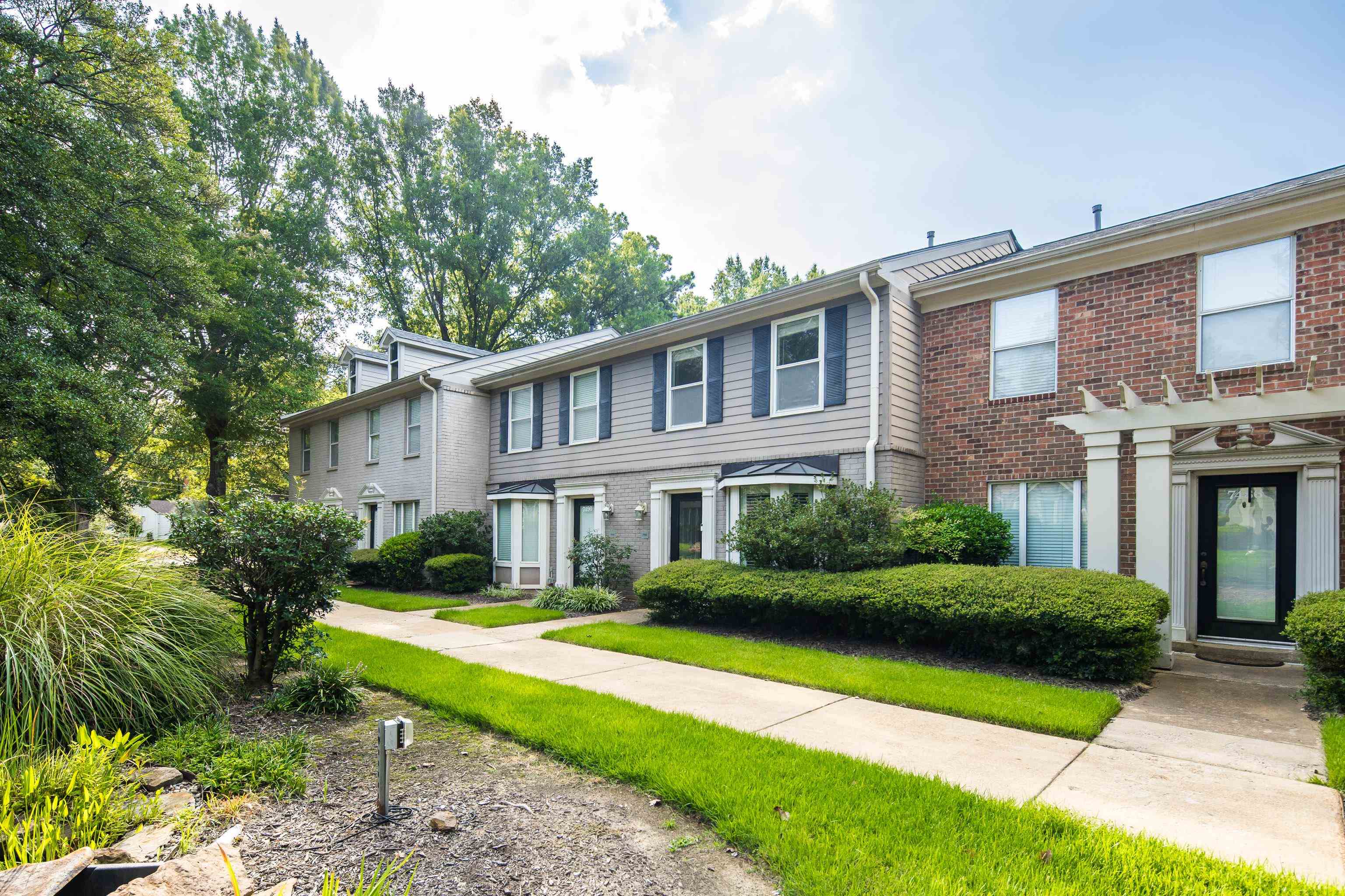 7488 GERMANTOWN SQ Property Photo 1