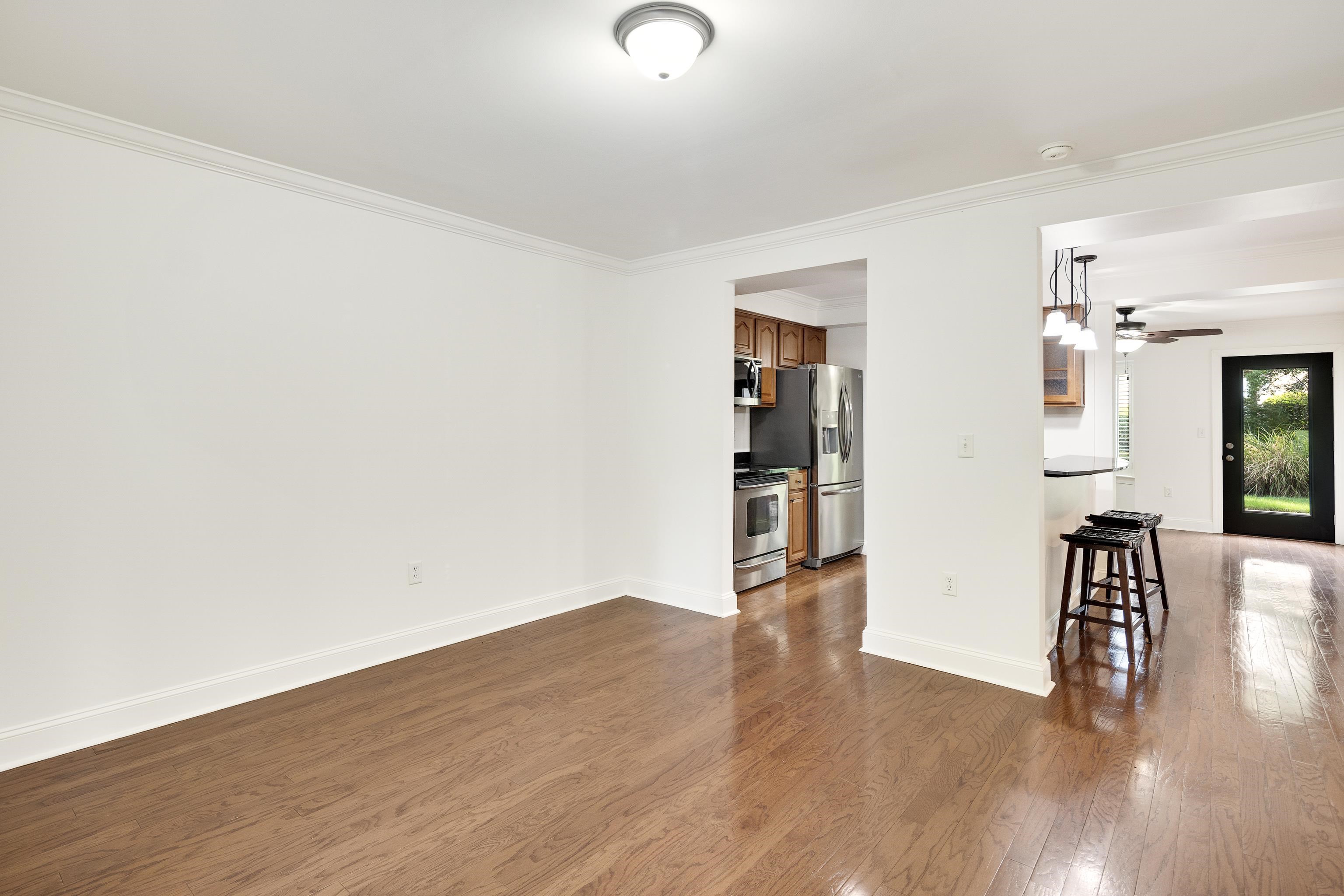 7488 Germantown Sq Property Photo 6