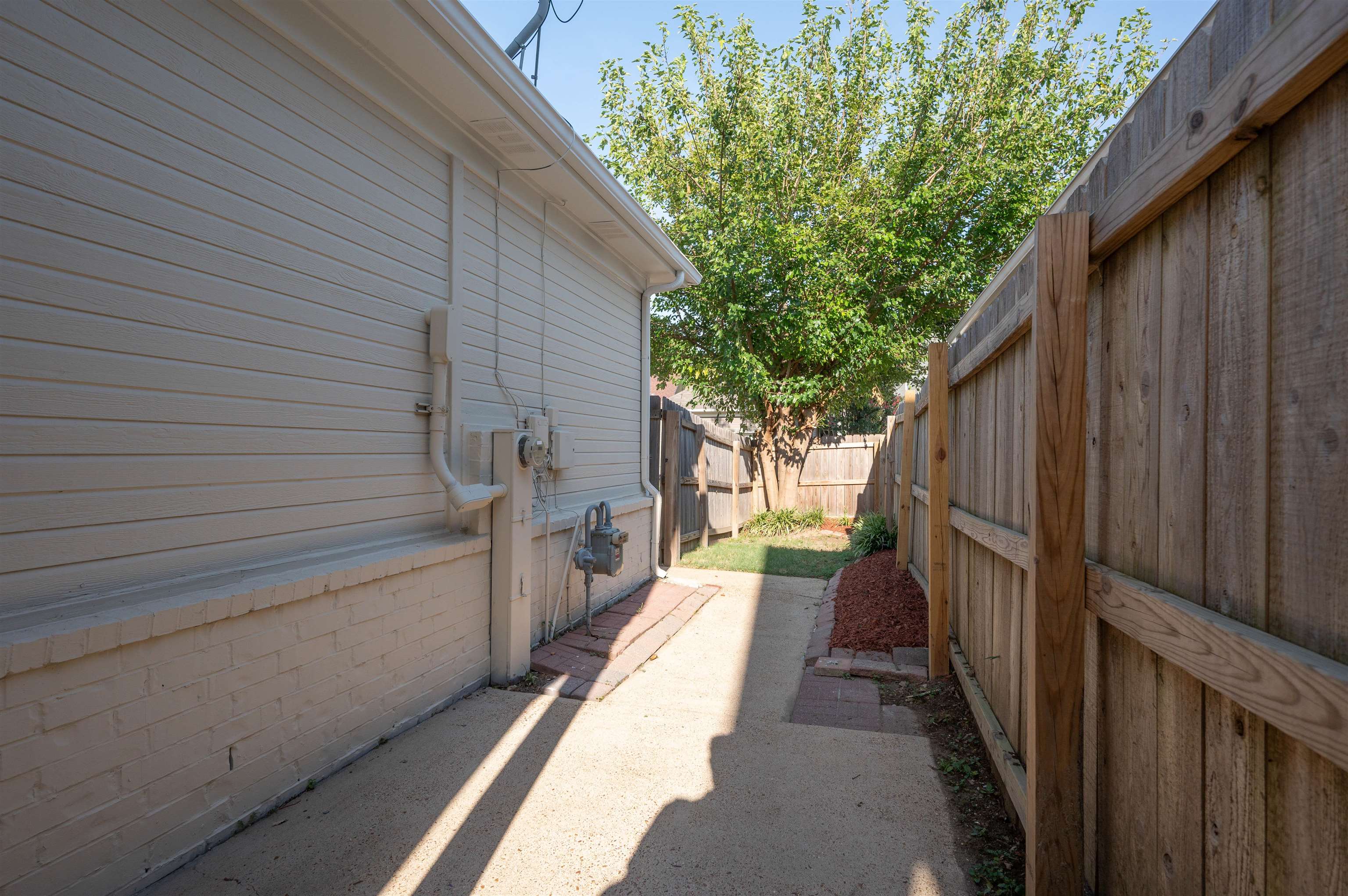1338 E Island Pl Property Photo 25