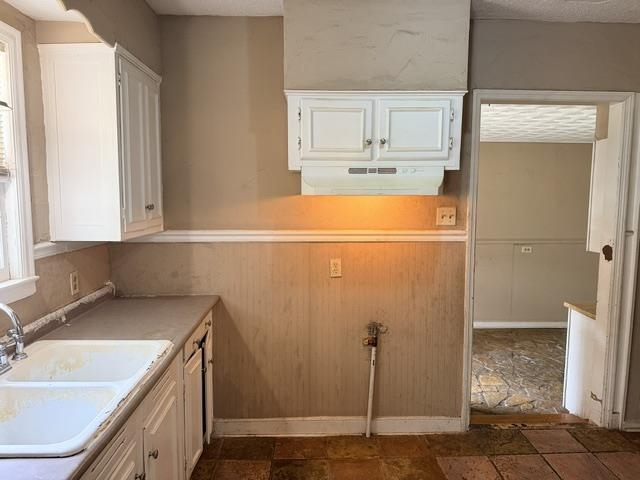 1388 S Highland St Property Photo 7
