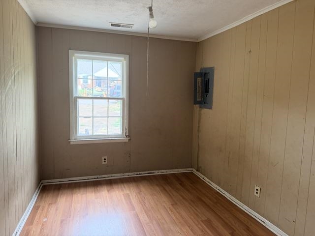 1388 S Highland St Property Photo 15
