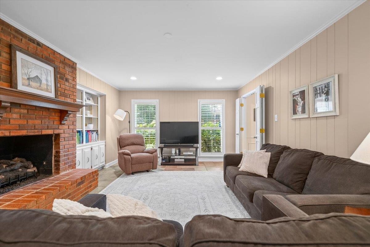 2760 Holly Spring Dr Property Photo 14