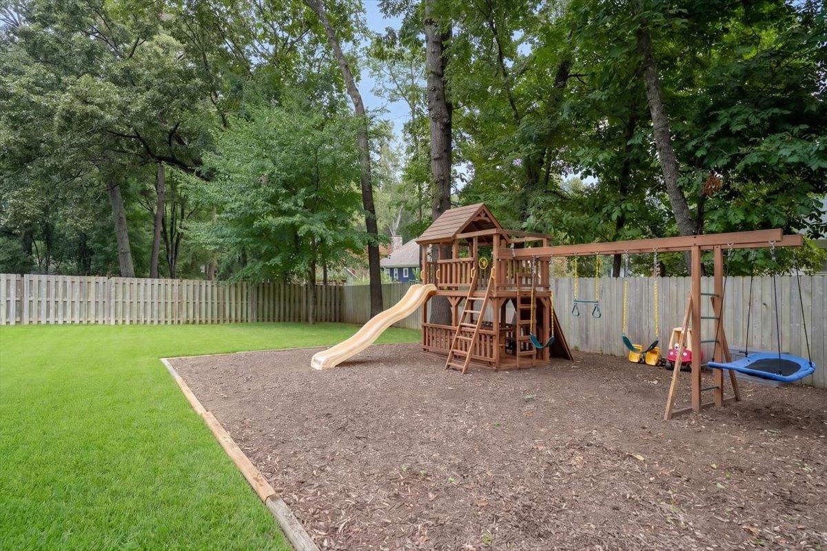 2760 Holly Spring Dr Property Photo 32