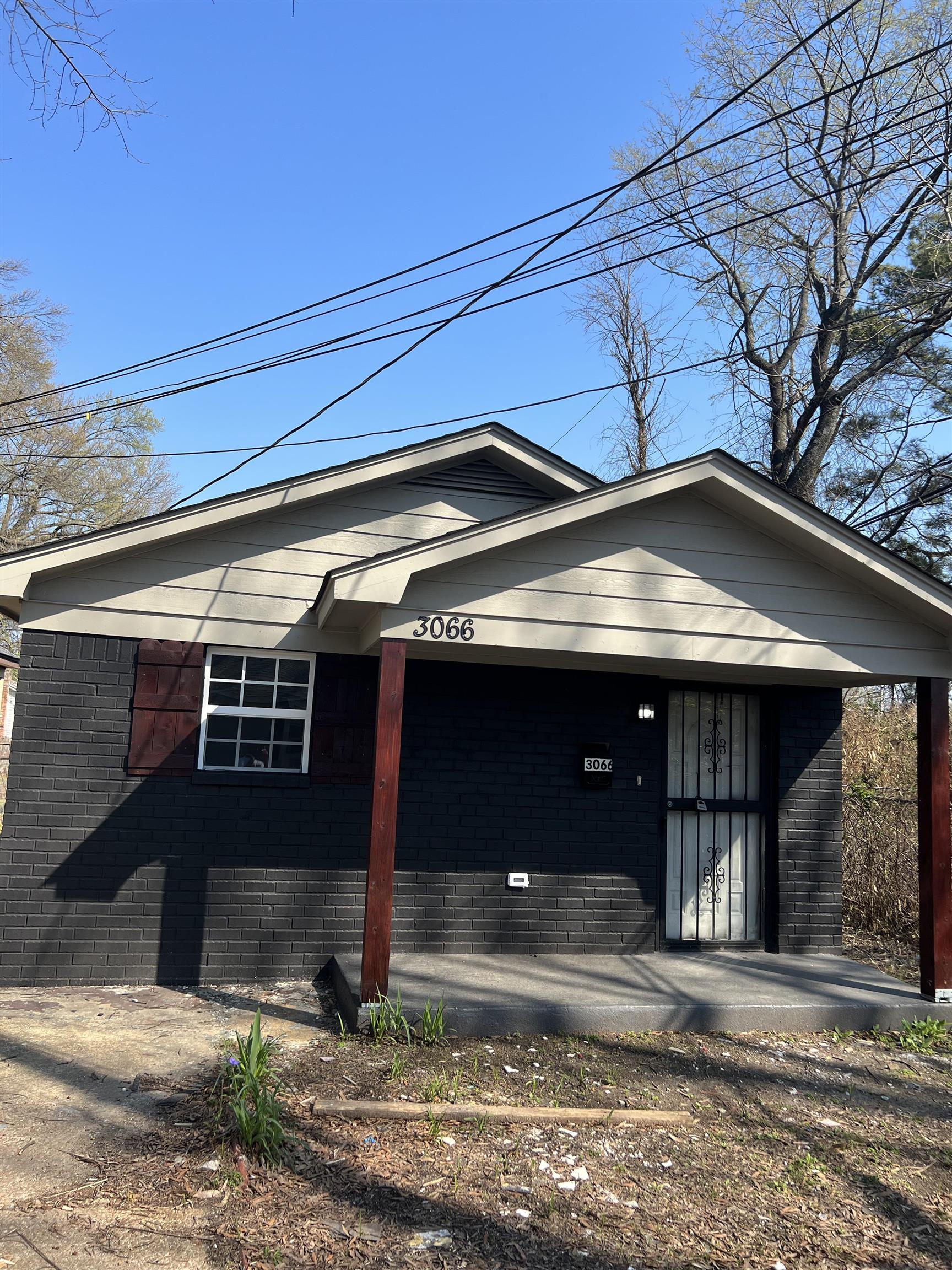 3066 CARRINGTON AVE Property Photo 1