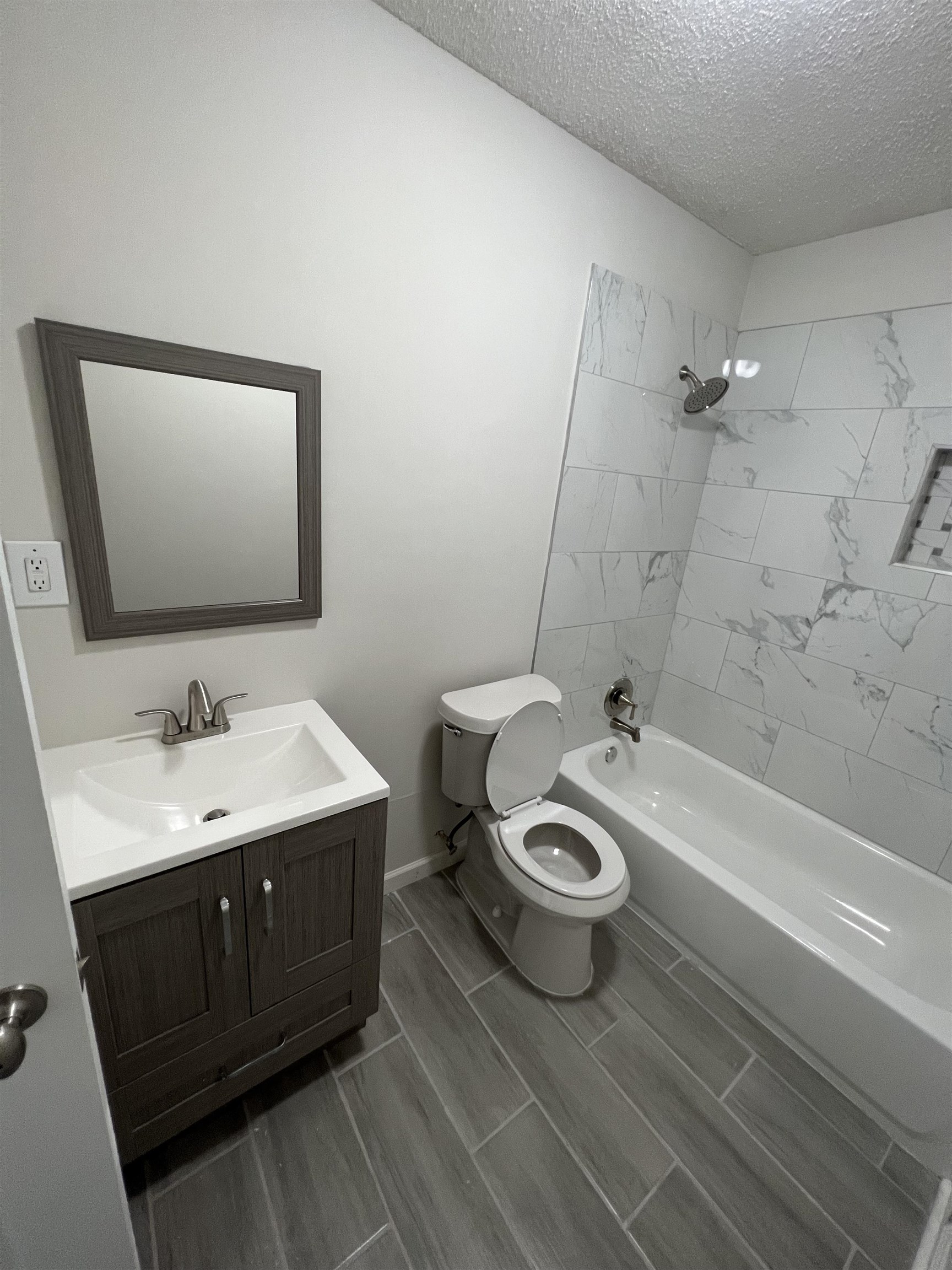 3066 Carrington Ave Property Photo 9