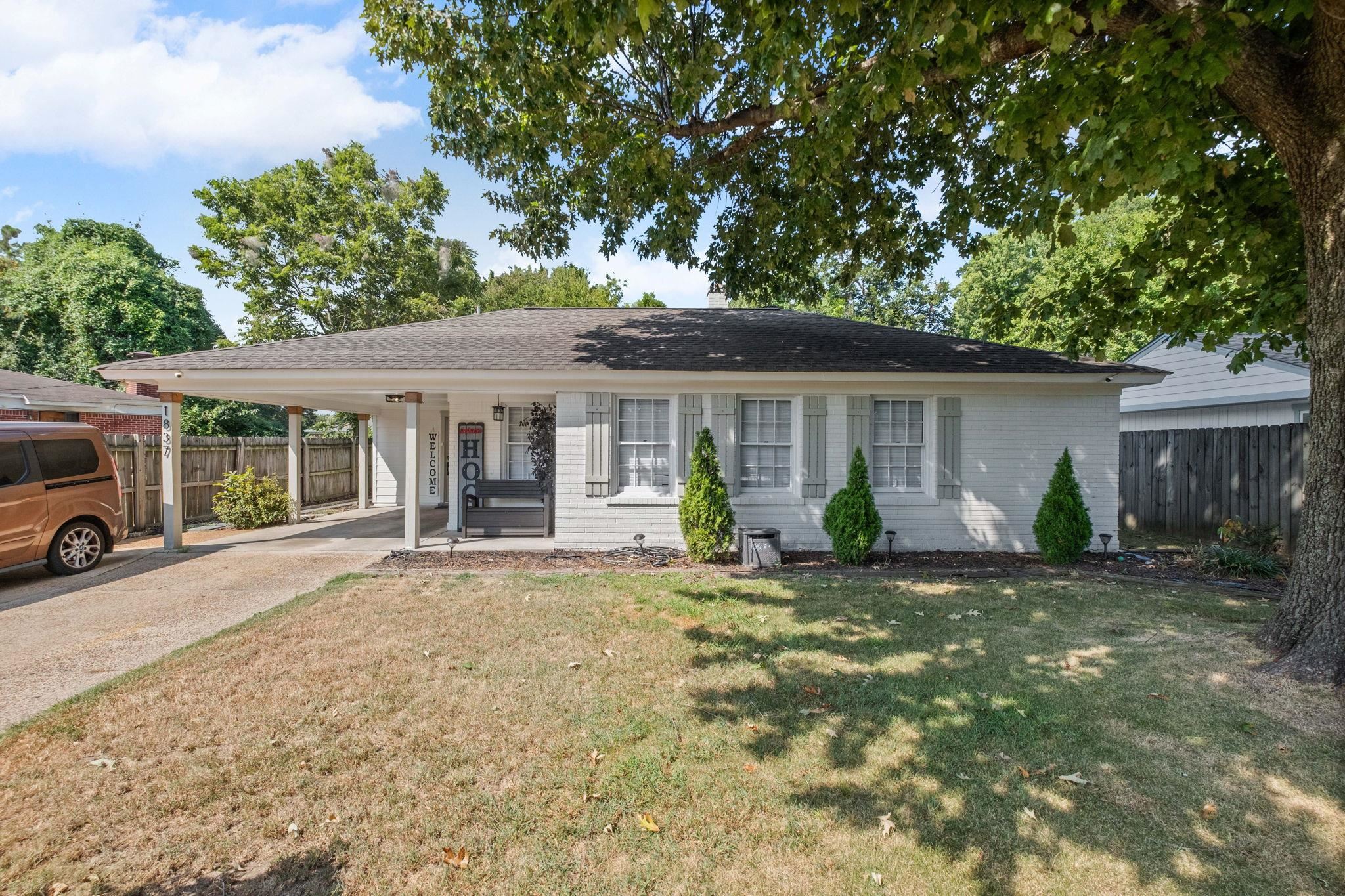 1837 Tant Rd Property Photo 1