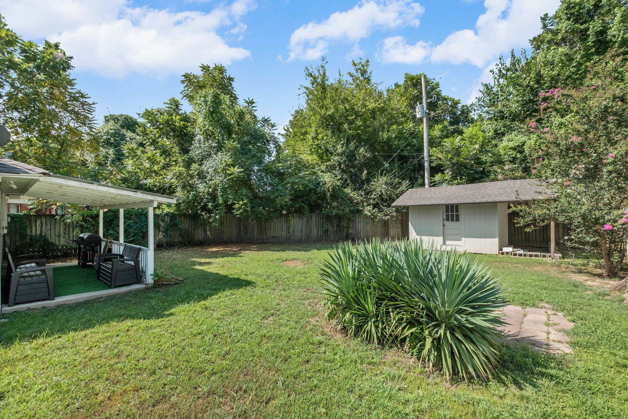 1837 Tant Rd Property Photo 32