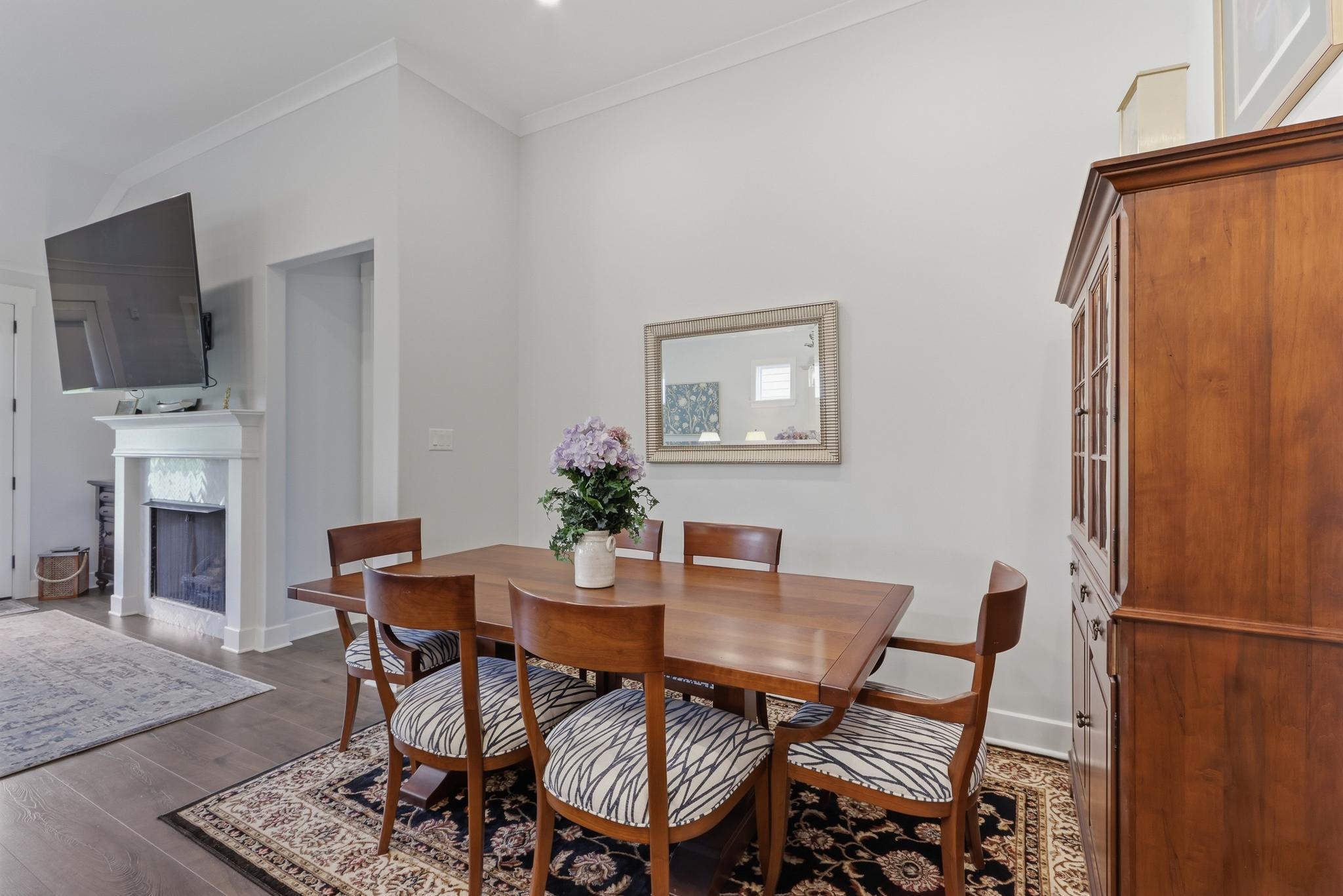 5744 Hollow Oak Dr E Property Photo 15