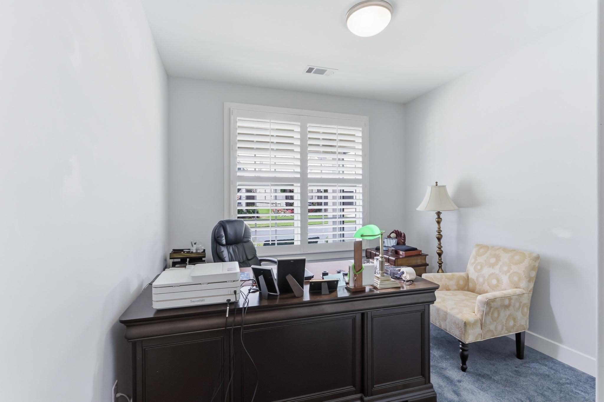 5744 Hollow Oak Dr E Property Photo 28