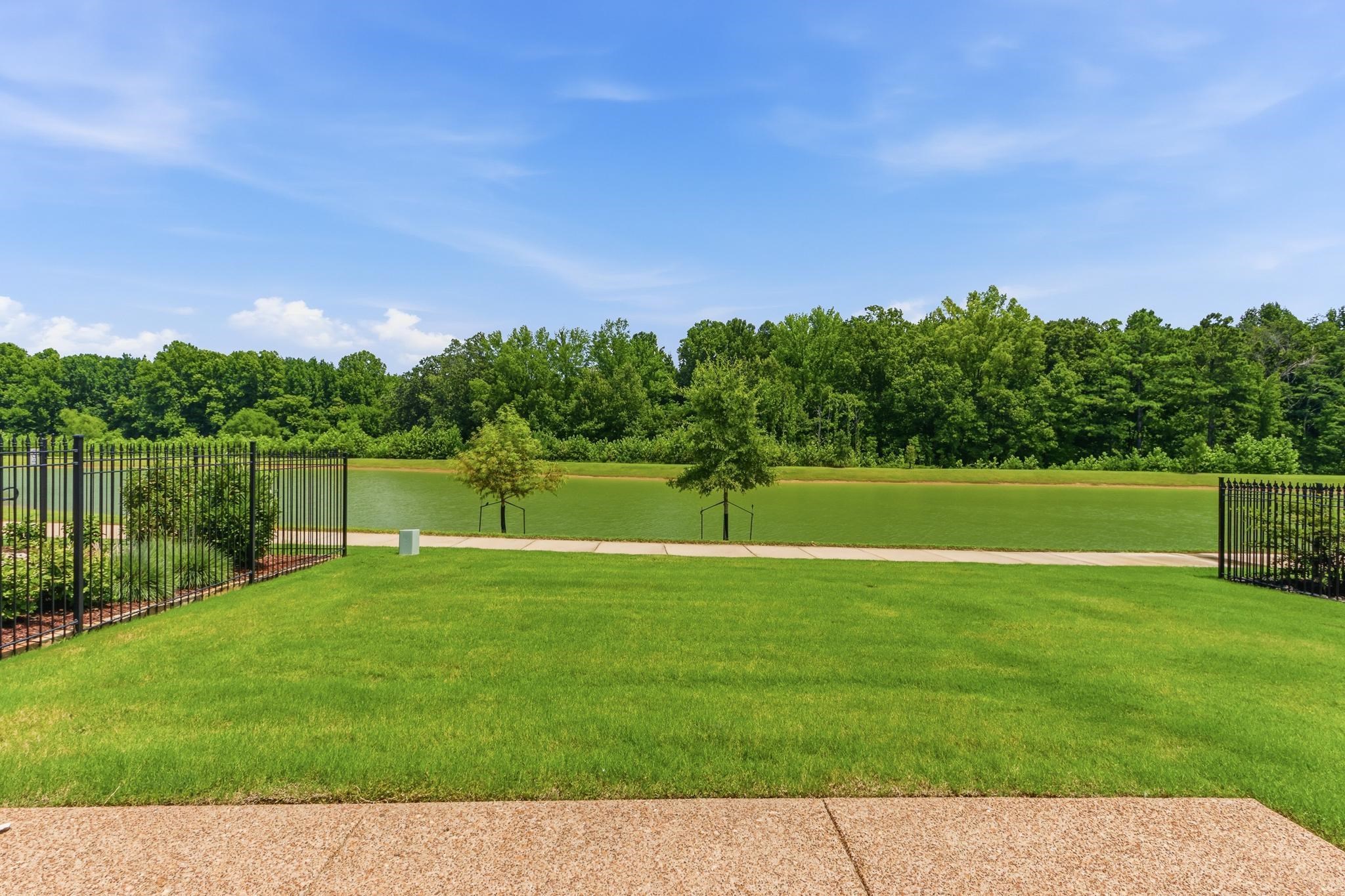 5744 Hollow Oak Dr E Property Photo 36