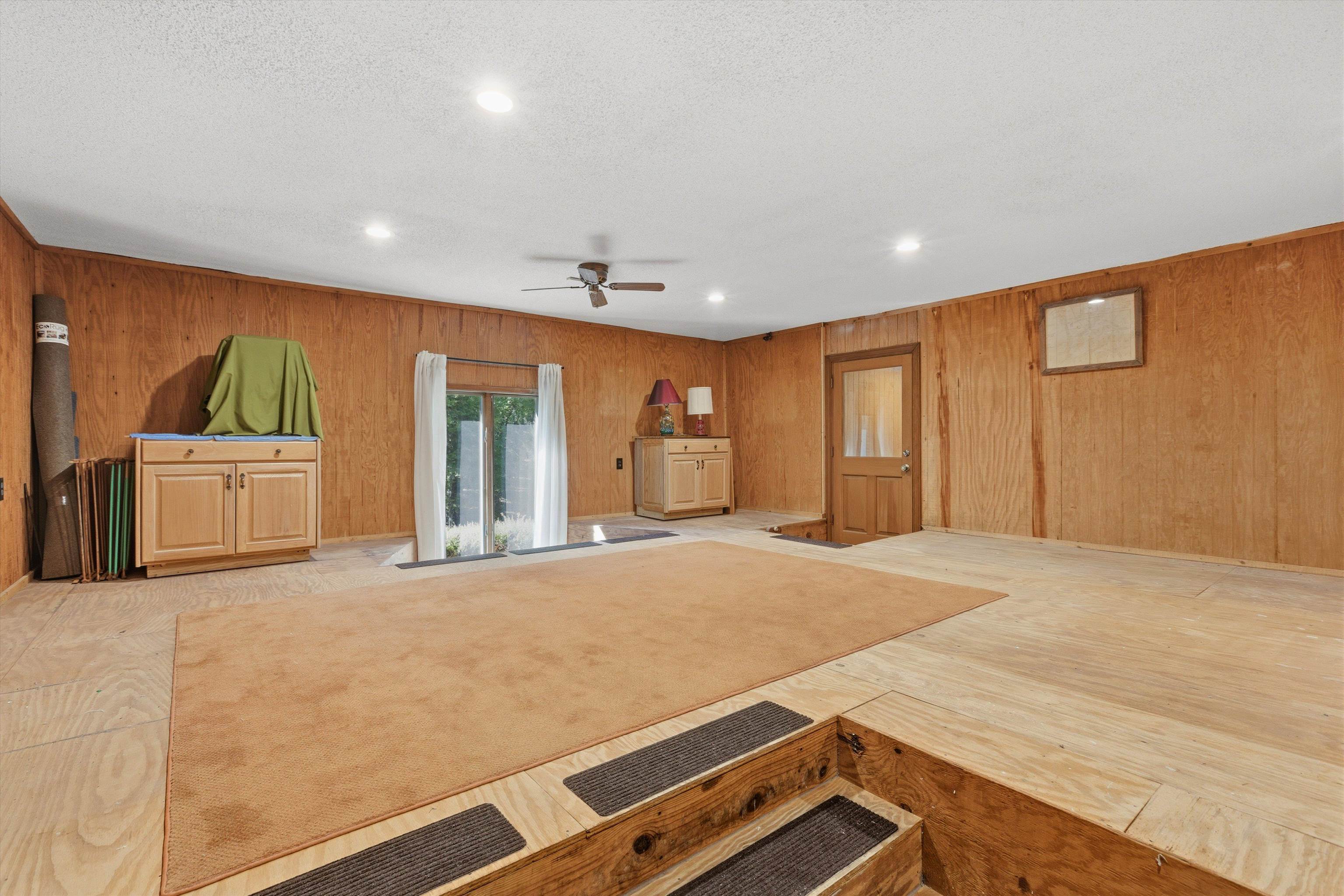 3914 Windolyn Cir S Property Photo 36