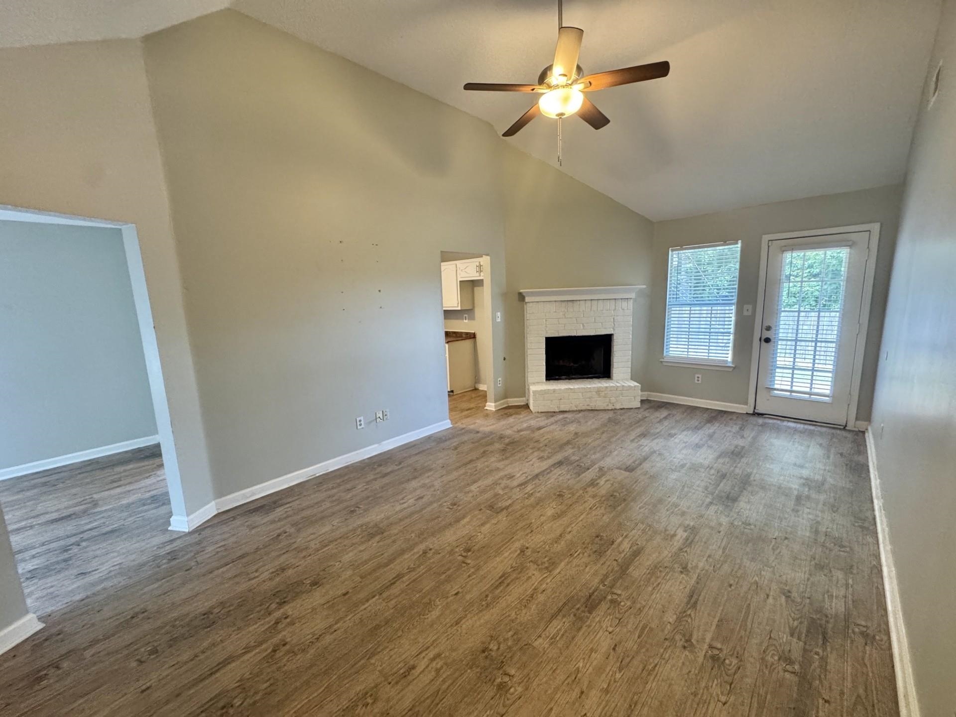9284 Charly Hill Ln Property Photo 4