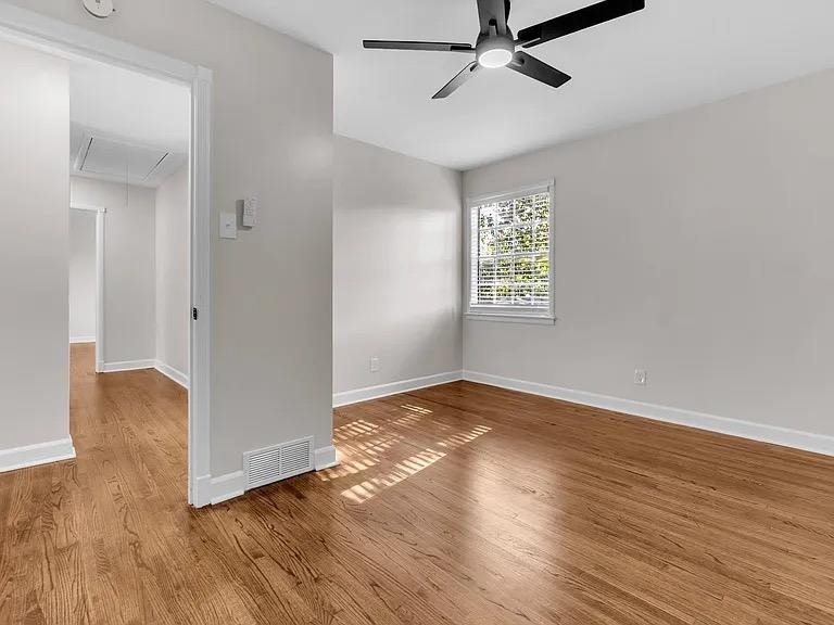 1285 Hickory Wood Cv Property Photo 14
