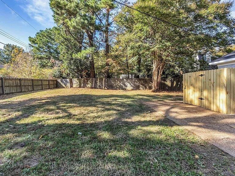 1285 Hickory Wood Cv Property Photo 21