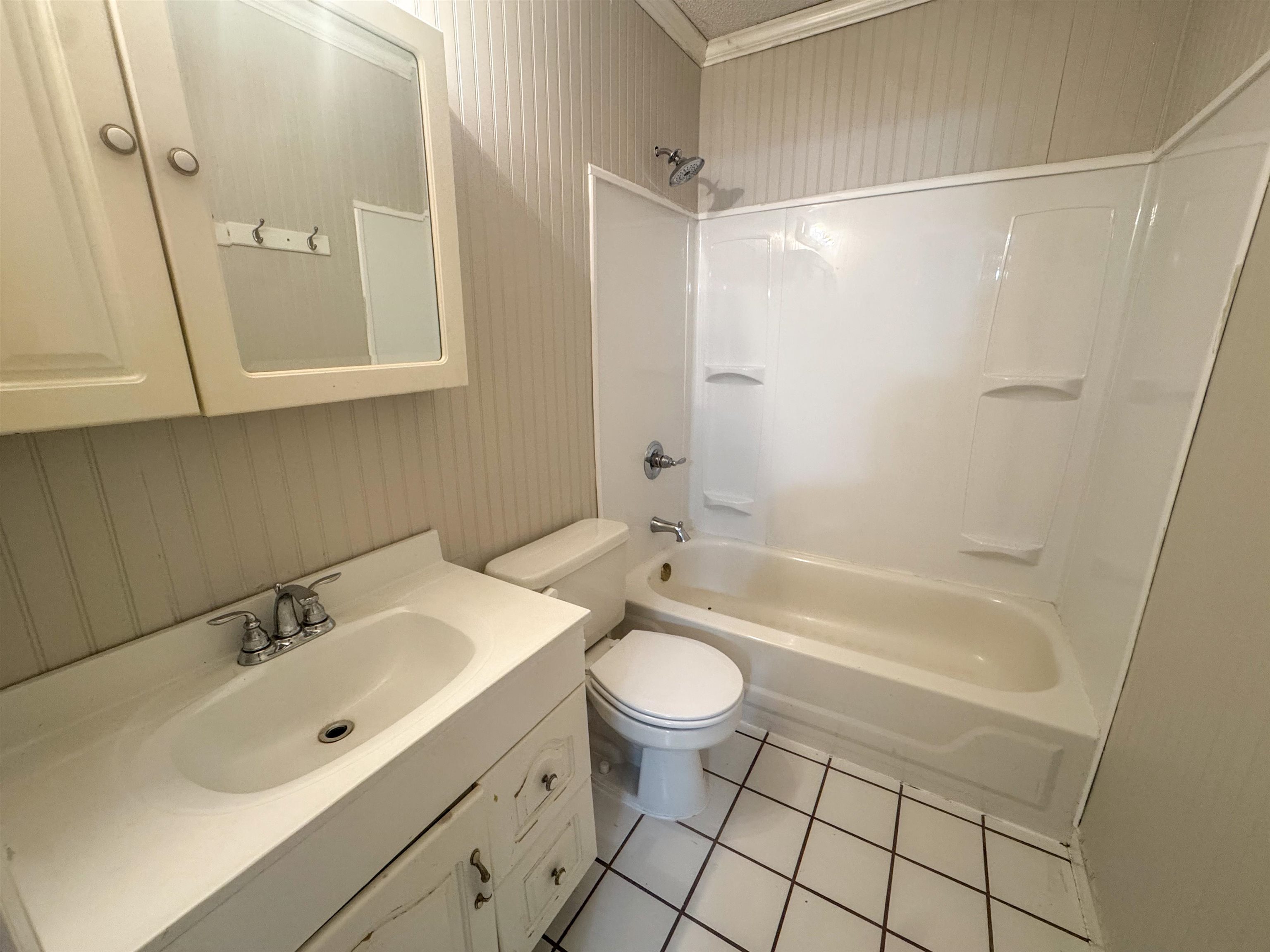 880 Hunters Retreat Dr Property Photo 11