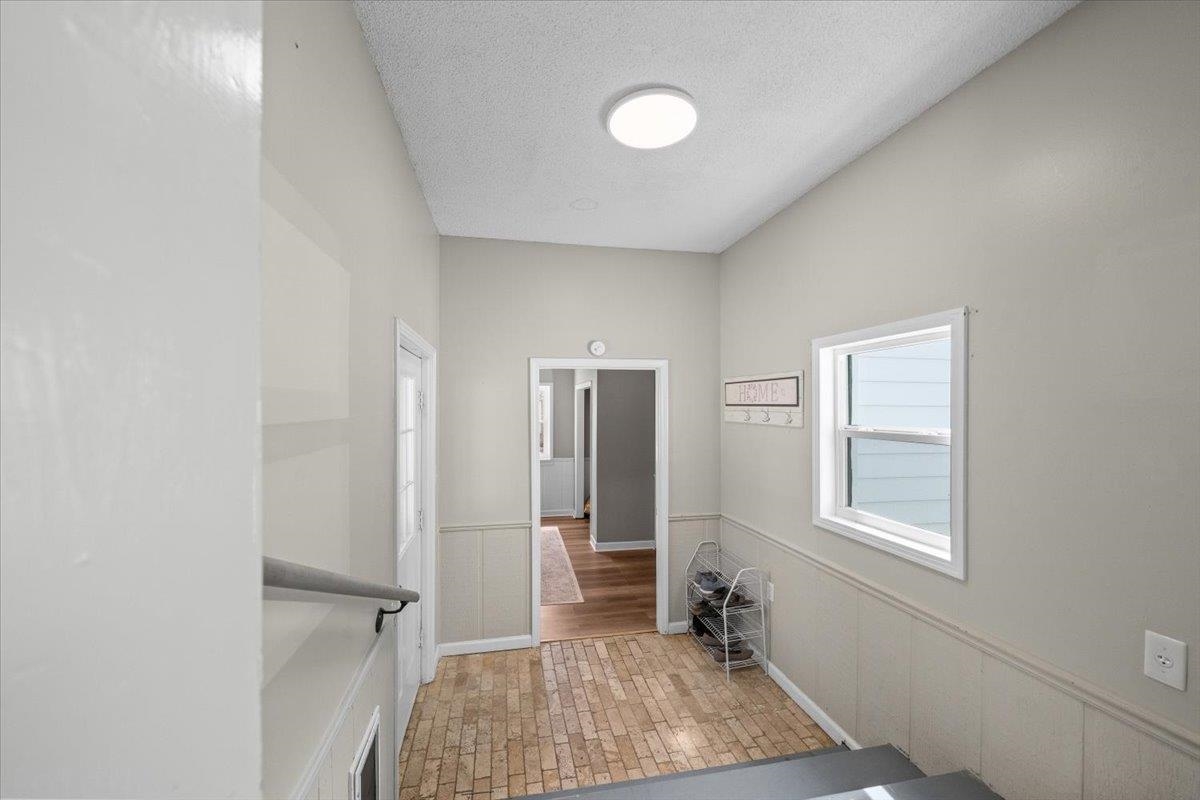 330 College St Property Photo 19