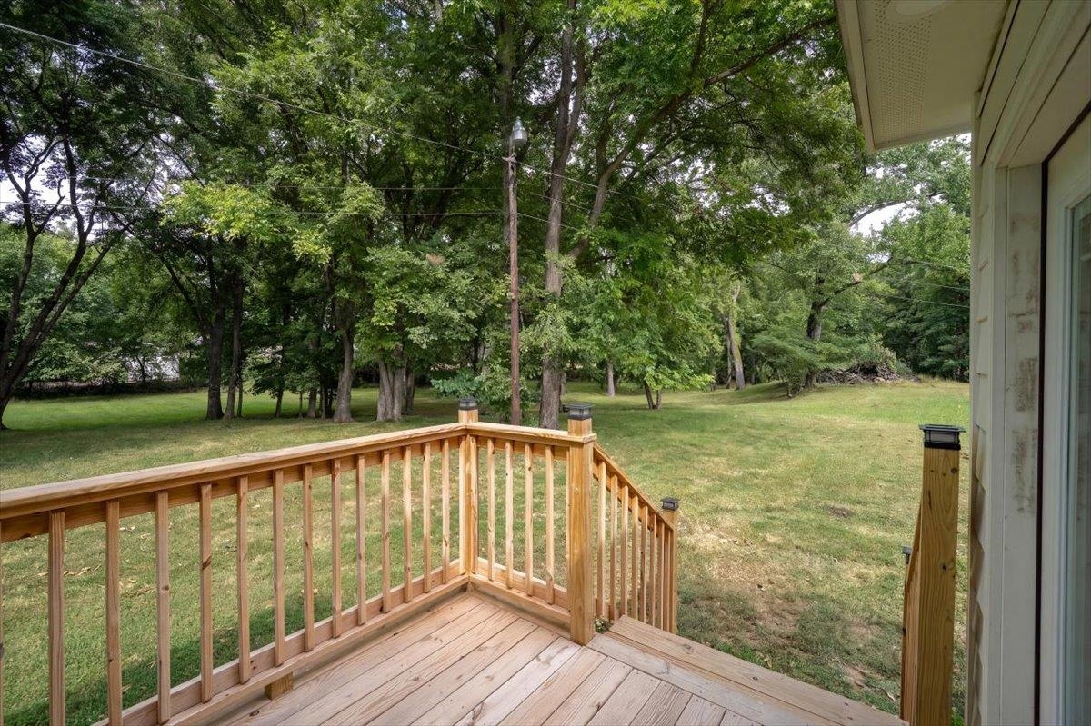 330 College St Property Photo 28