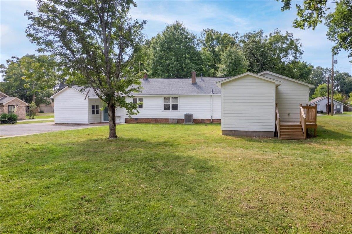 330 College St Property Photo 29