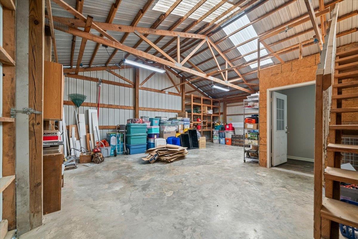 330 College St Property Photo 34