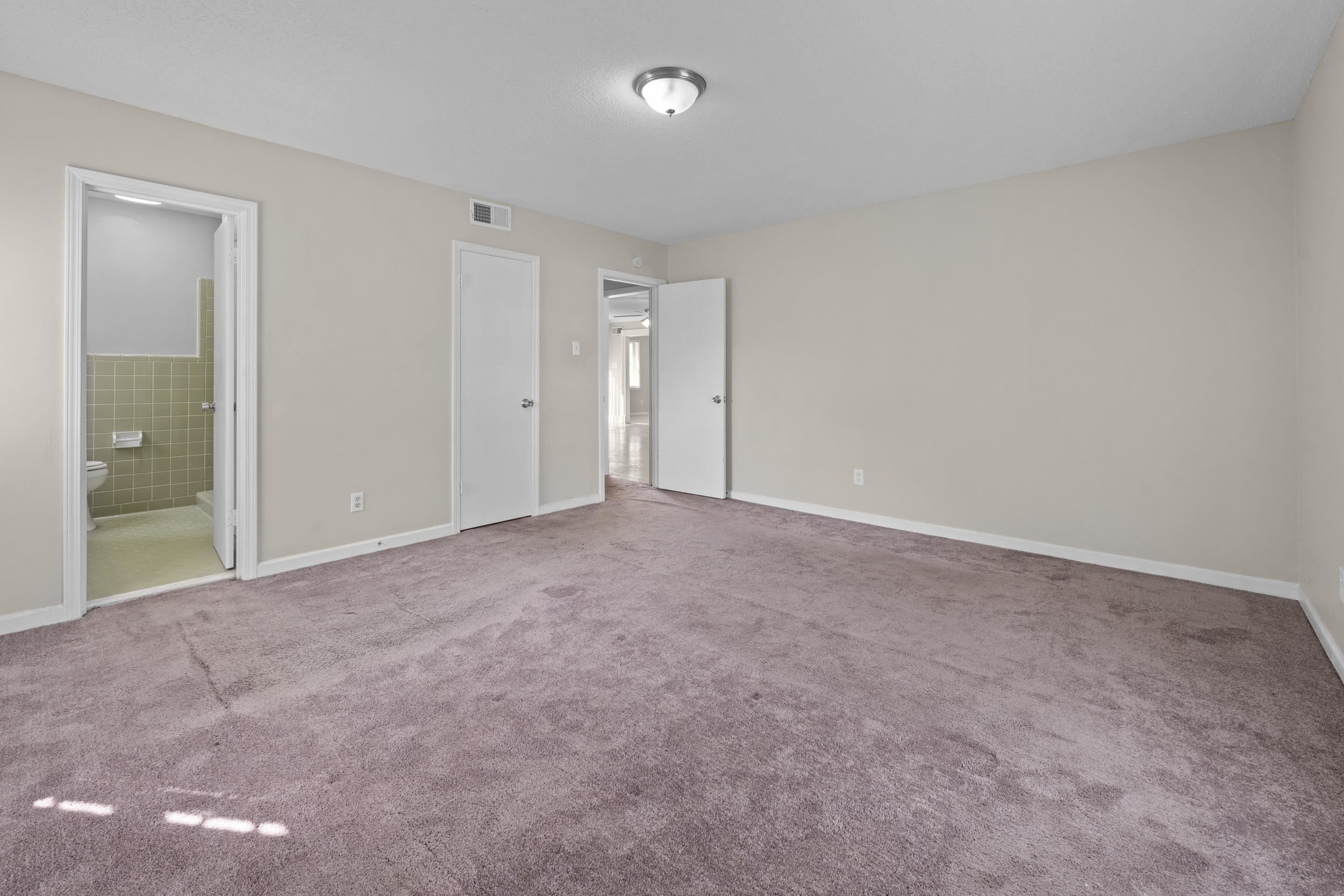 5269 Yellowood Rd Property Photo 21