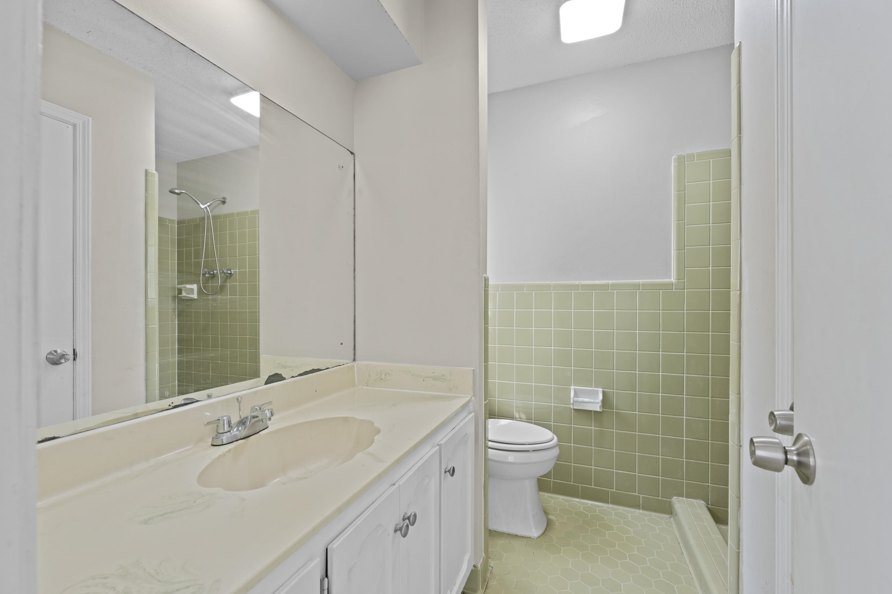 5269 Yellowood Rd Property Photo 22