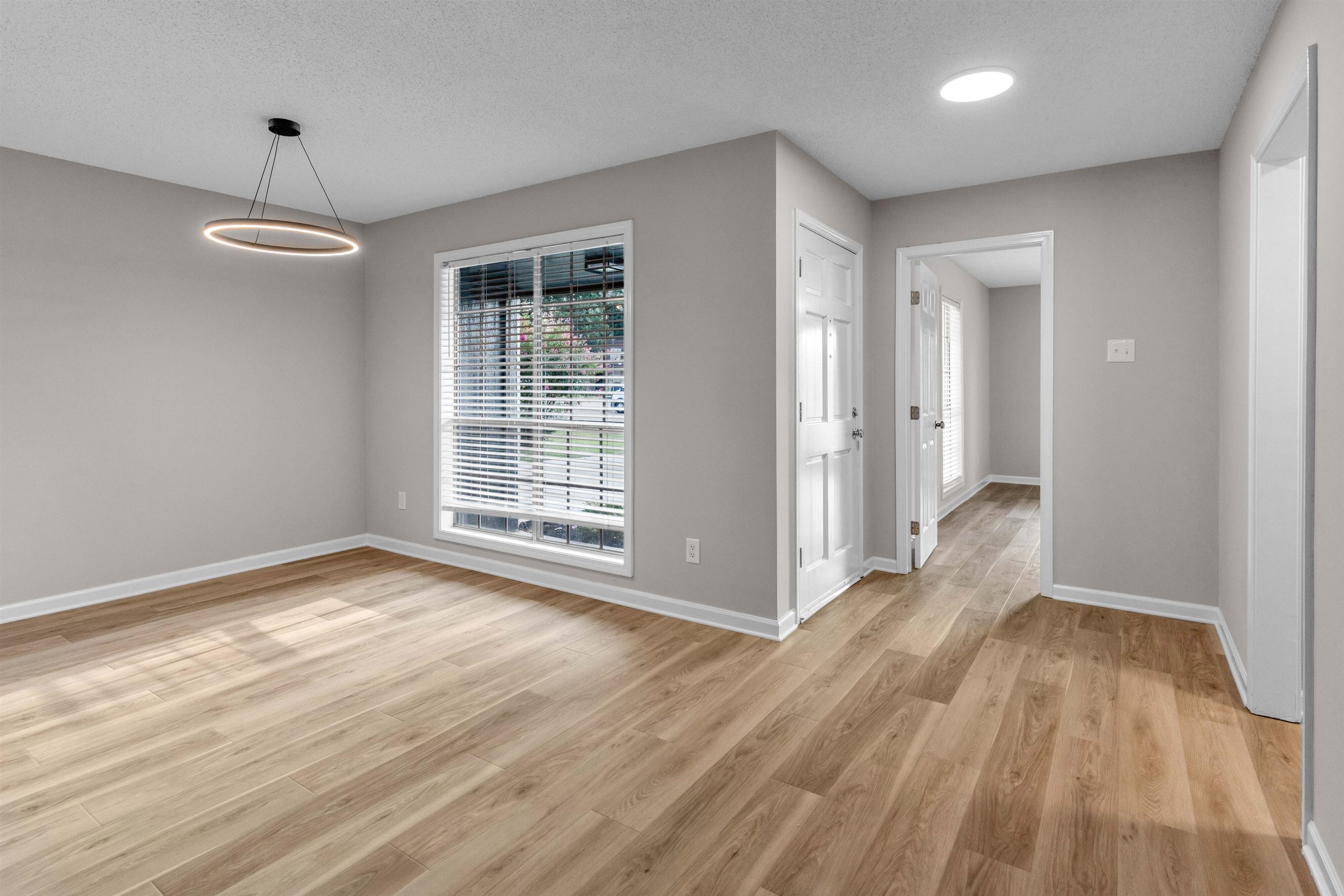 3277 Court St Property Photo 10