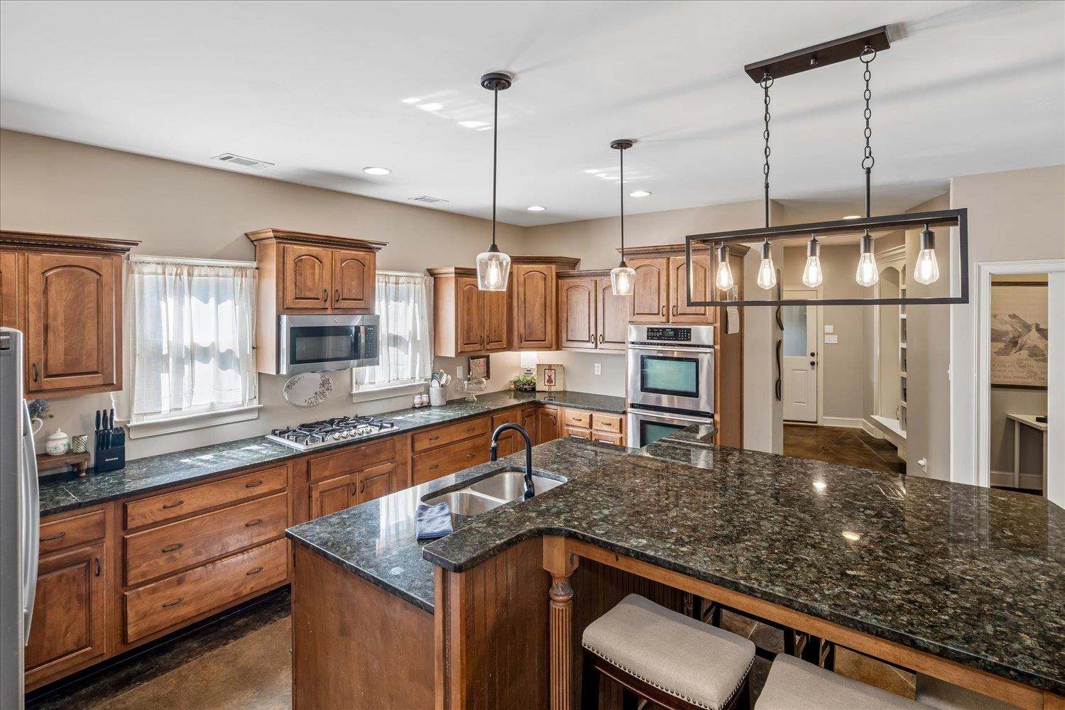 5593 Magnolia Bend Cv Property Photo 13