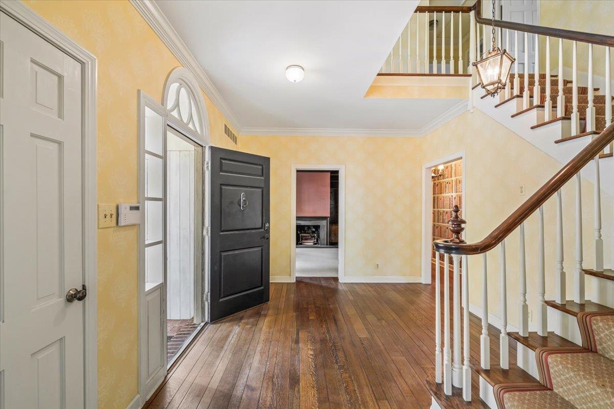 6021 River Oaks Cv Property Photo 2