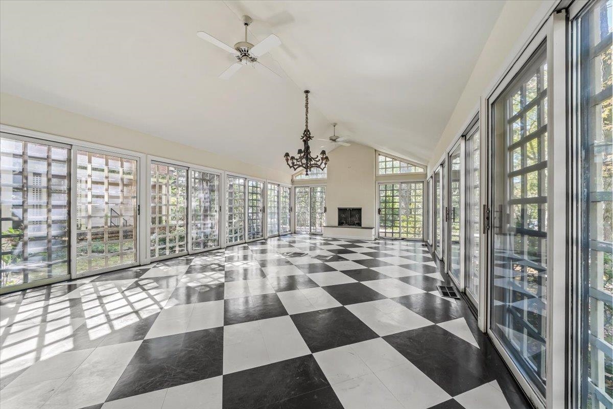 6021 River Oaks Cv Property Photo 6