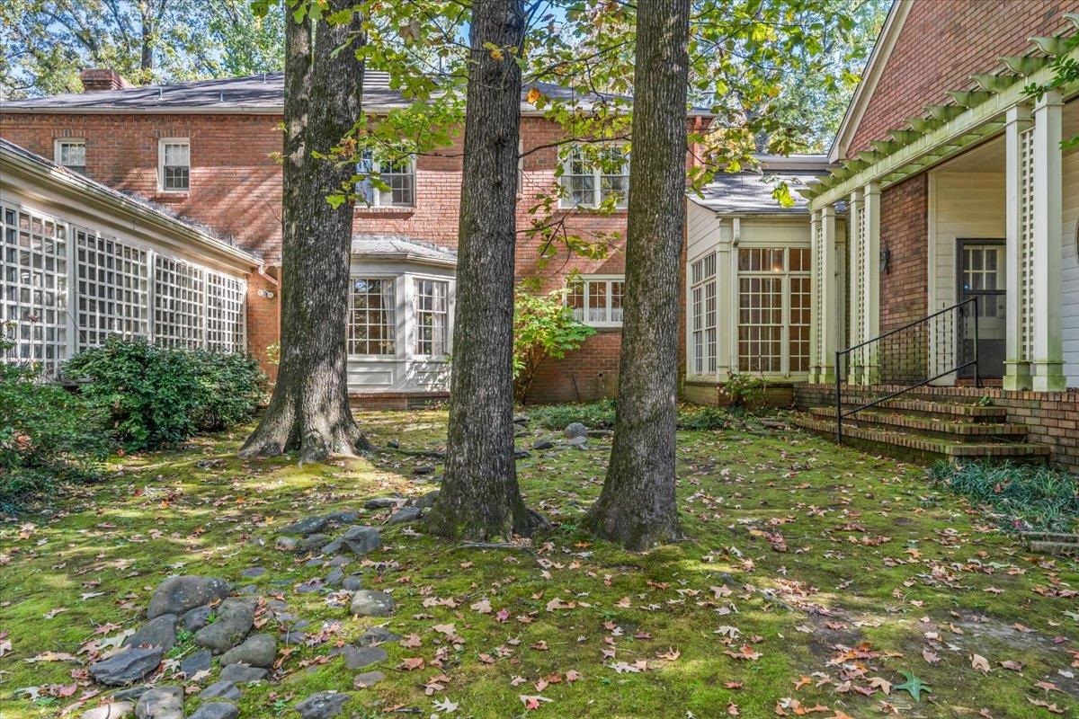 6021 River Oaks Cv Property Photo 32
